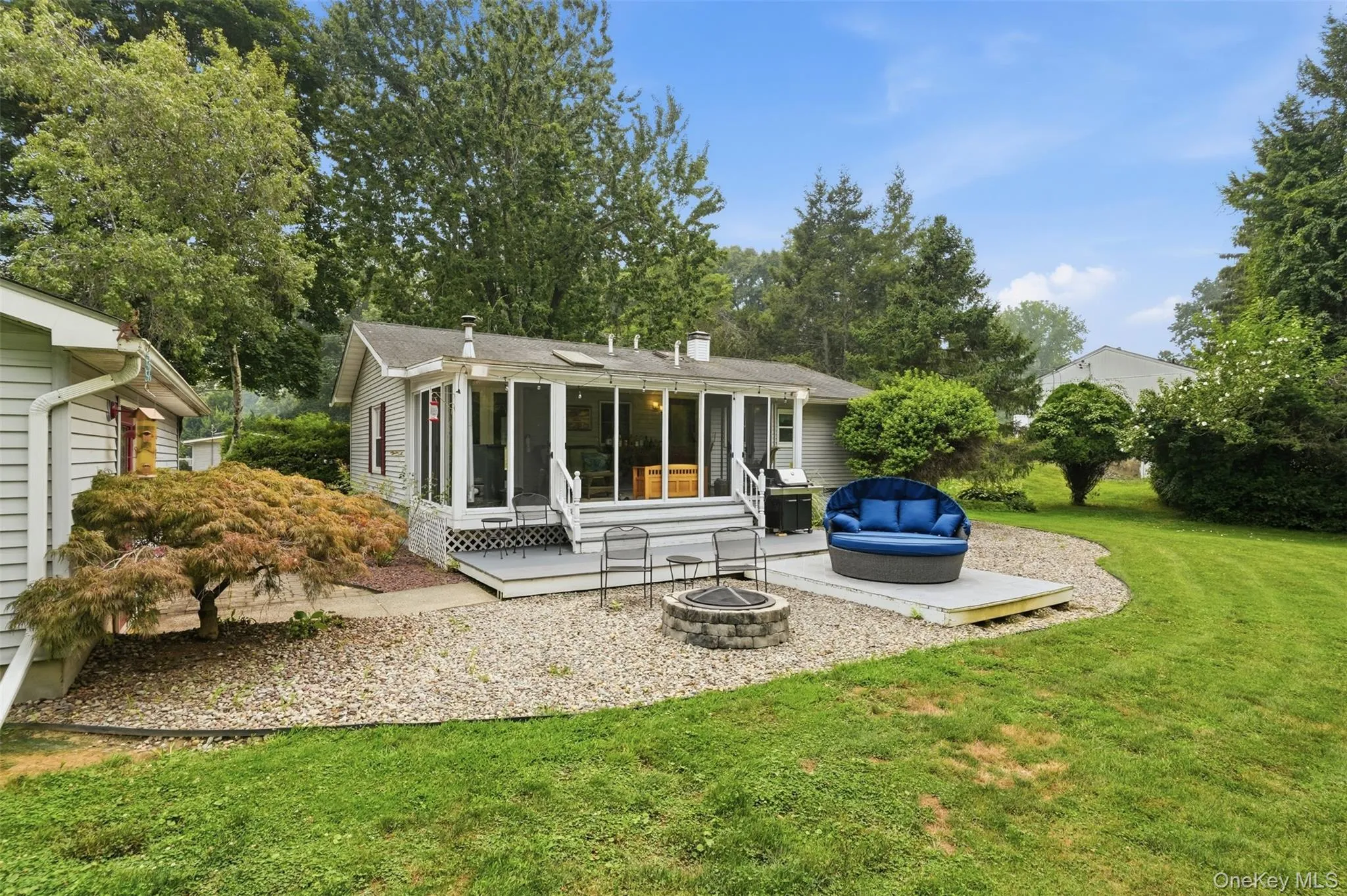 4 Seneca Lane, Marlboro, NY, 3 Bedrooms Bedrooms, 5 Rooms Rooms,1 BathroomBathrooms,Residential,For Rent,Seneca,0,1044284 4 Seneca Lane, Marlboro, NY, 3 Bedrooms Bedrooms, 5 Rooms Rooms,1 BathroomBathrooms,Residential,For Rent,Seneca,0,1044284