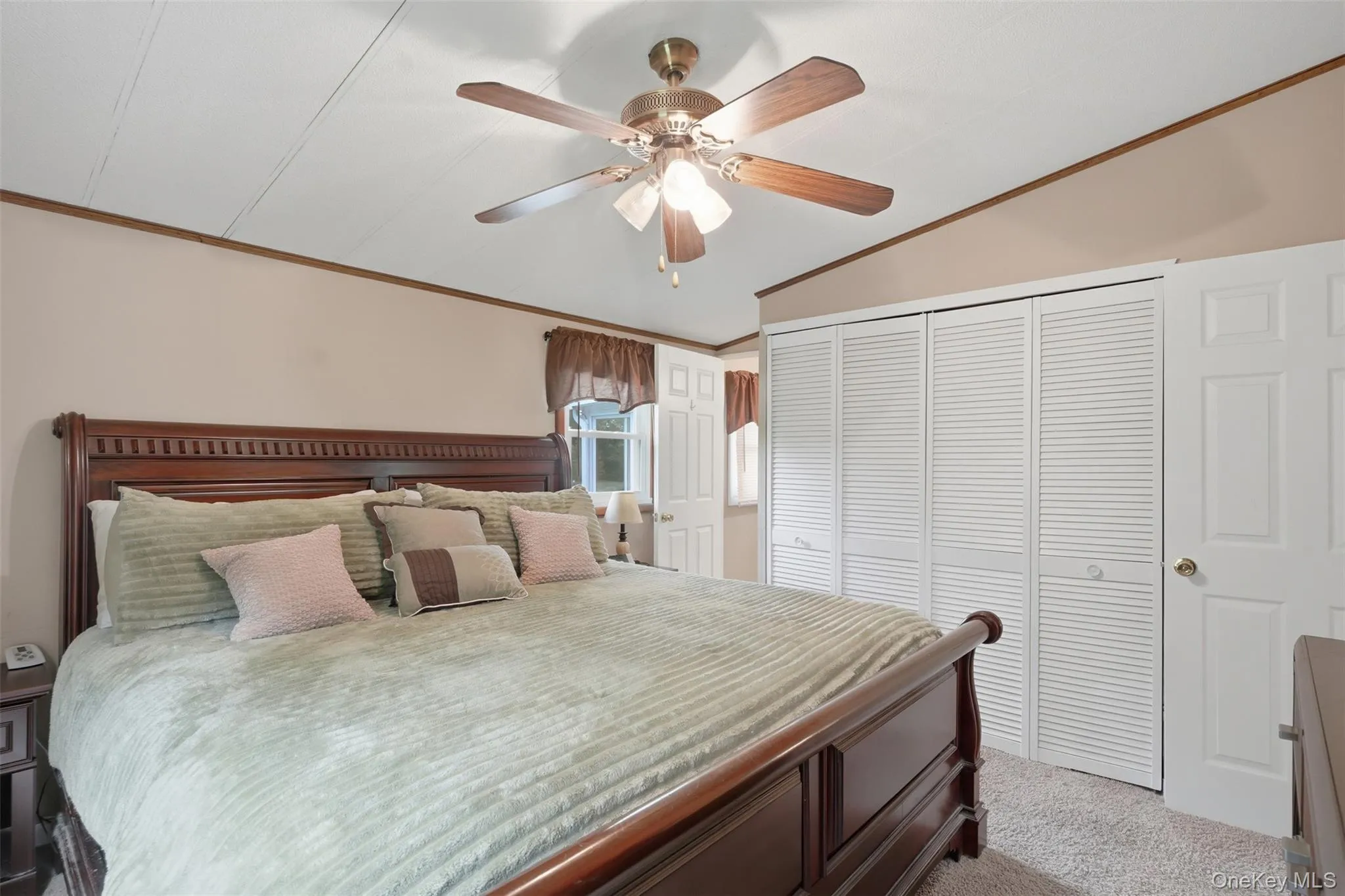 4 Seneca Lane, Marlboro, NY, 3 Bedrooms Bedrooms, 5 Rooms Rooms,1 BathroomBathrooms,Residential,For Rent,Seneca,0,1044284 4 Seneca Lane, Marlboro, NY, 3 Bedrooms Bedrooms, 5 Rooms Rooms,1 BathroomBathrooms,Residential,For Rent,Seneca,0,1044284