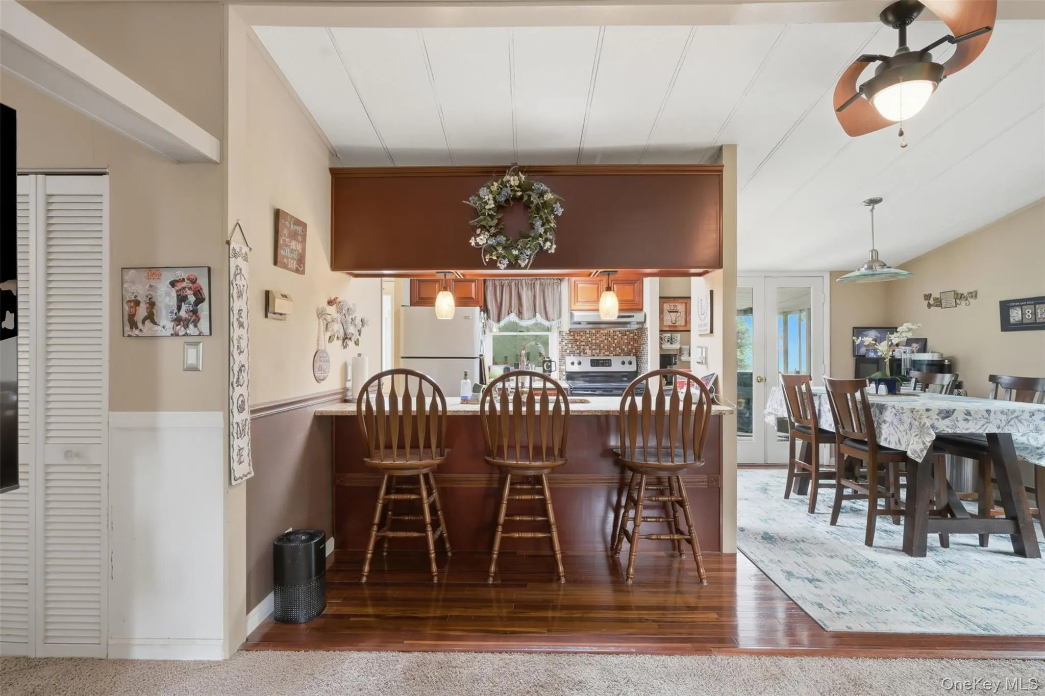 4 Seneca Lane, Marlboro, NY, 3 Bedrooms Bedrooms, 5 Rooms Rooms,1 BathroomBathrooms,Residential,For Rent,Seneca,0,1044284 4 Seneca Lane, Marlboro, NY, 3 Bedrooms Bedrooms, 5 Rooms Rooms,1 BathroomBathrooms,Residential,For Rent,Seneca,0,1044284