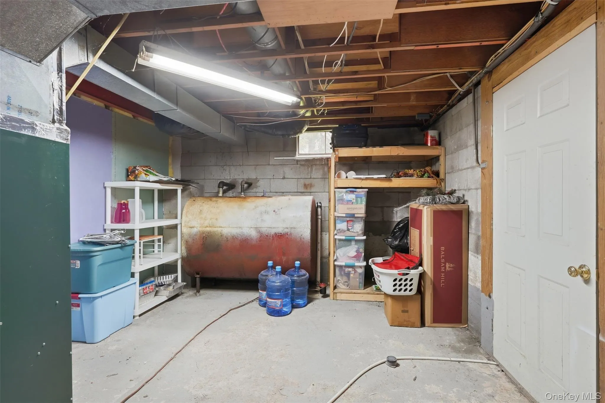 4 Seneca Lane, Marlboro, NY, 3 Bedrooms Bedrooms, 5 Rooms Rooms,1 BathroomBathrooms,Residential,For Rent,Seneca,0,1044284 4 Seneca Lane, Marlboro, NY, 3 Bedrooms Bedrooms, 5 Rooms Rooms,1 BathroomBathrooms,Residential,For Rent,Seneca,0,1044284
