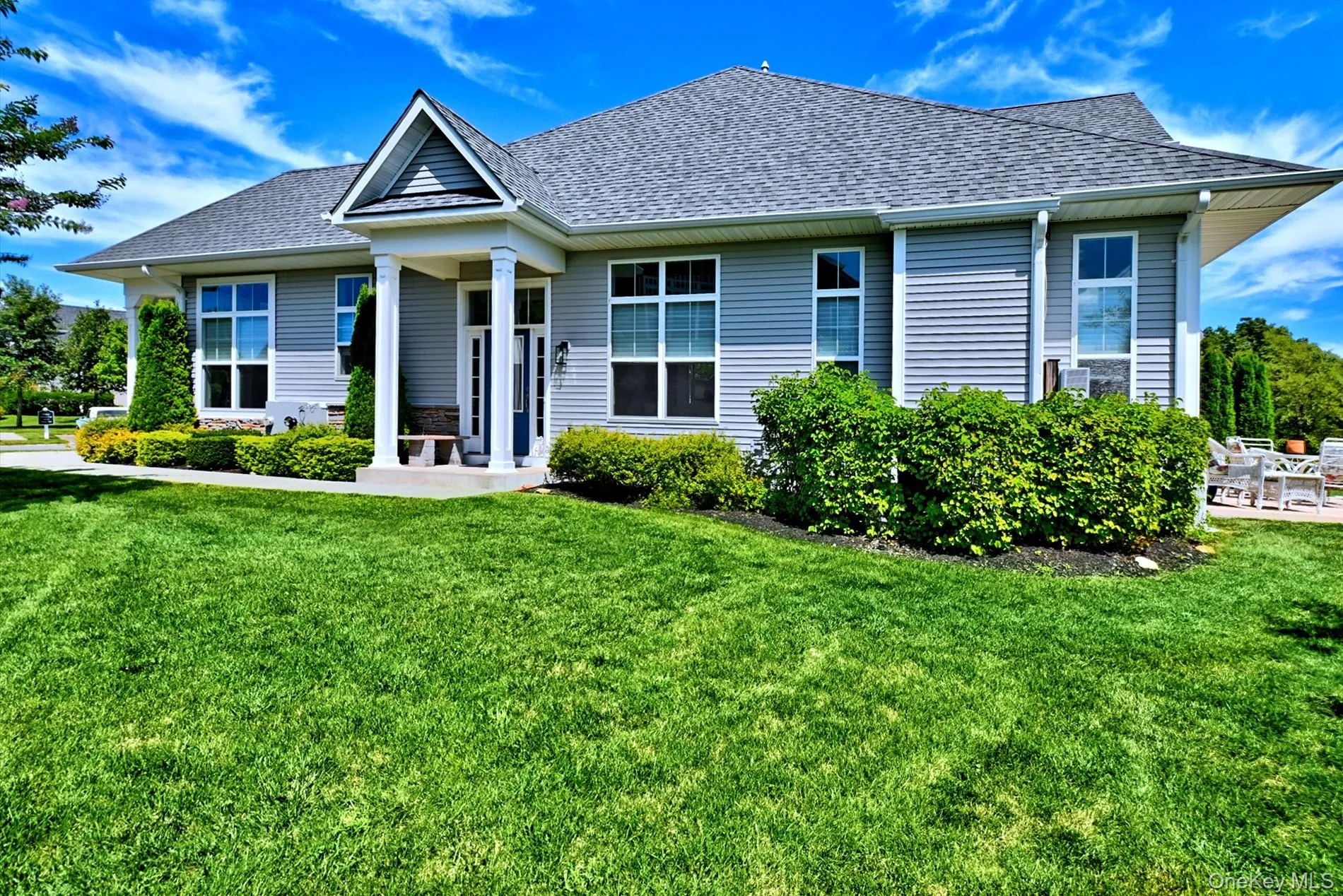 131 Grace Hall Lane, Brookhaven, NY, 3 Bedrooms Bedrooms, 9 Rooms Rooms,2 BathroomsBathrooms,Residential,For Rent,Grace Hall,0,1044285 131 Grace Hall Lane, Brookhaven, NY, 3 Bedrooms Bedrooms, 9 Rooms Rooms,2 BathroomsBathrooms,Residential,For Rent,Grace Hall,0,1044285