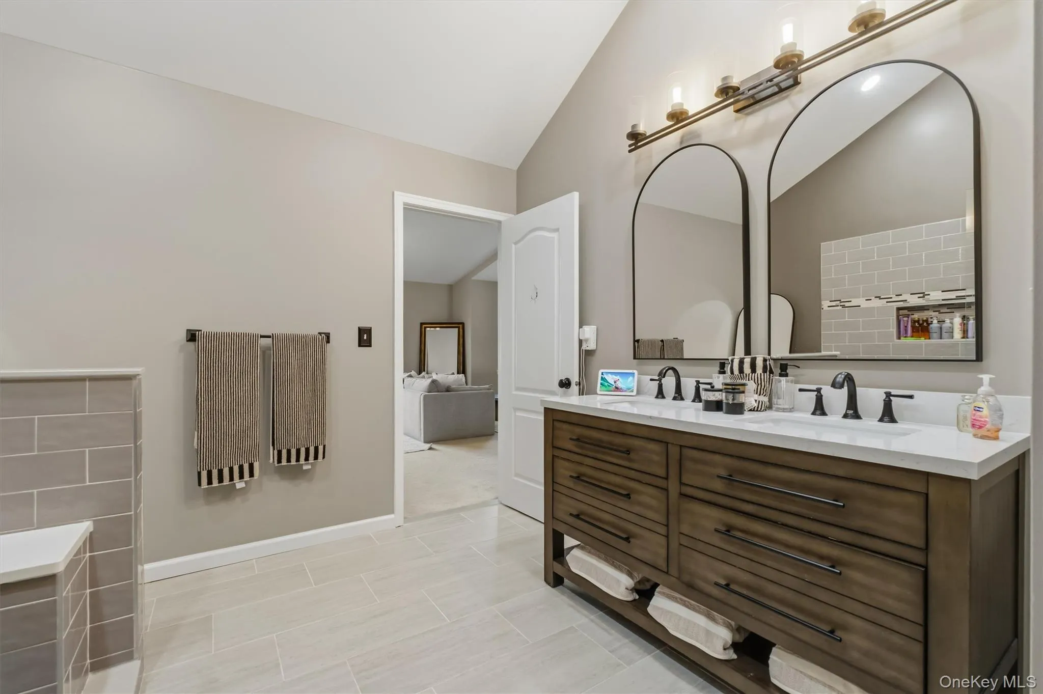 1116 Cold Spring Road, Fishkill, NY, 3 Bedrooms Bedrooms, 7 Rooms Rooms,2 BathroomsBathrooms,Residential,For Rent,Cold Spring,0,1044287 1116 Cold Spring Road, Fishkill, NY, 3 Bedrooms Bedrooms, 7 Rooms Rooms,2 BathroomsBathrooms,Residential,For Rent,Cold Spring,0,1044287