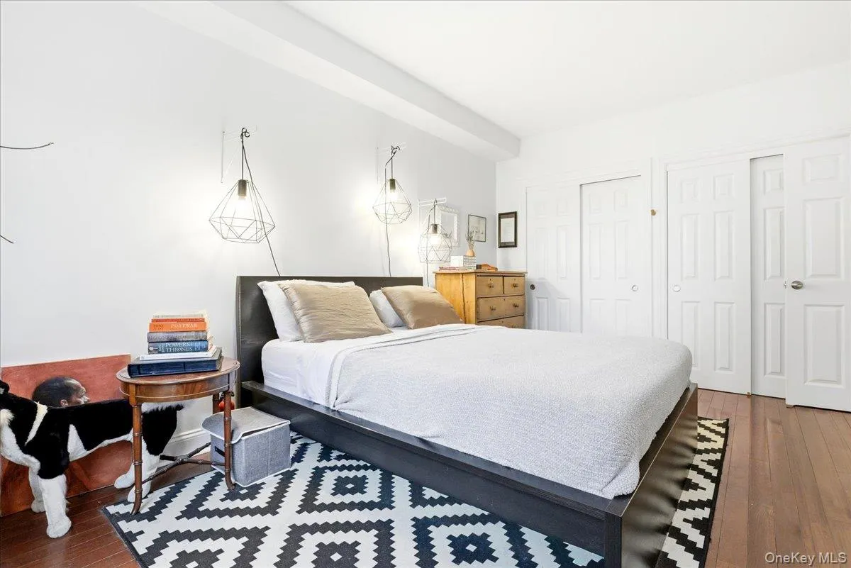 99-60 63rd Road, New York, NY, 2 Bedrooms Bedrooms, 5 Rooms Rooms,1 BathroomBathrooms,Residential,For Rent,63rd,0,1044289 99-60 63rd Road, New York, NY, 2 Bedrooms Bedrooms, 5 Rooms Rooms,1 BathroomBathrooms,Residential,For Rent,63rd,0,1044289