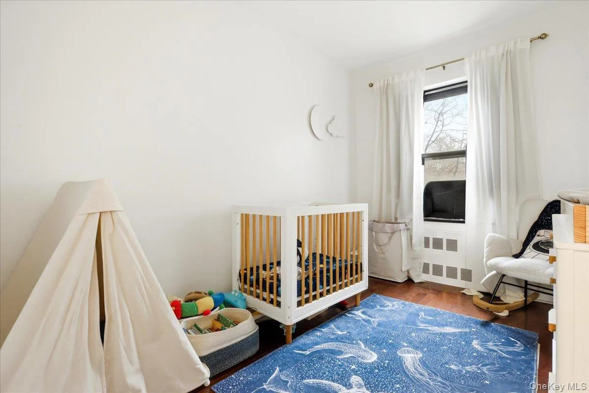 99-60 63rd Road, New York, NY, 2 Bedrooms Bedrooms, 5 Rooms Rooms,1 BathroomBathrooms,Residential,For Rent,63rd,0,1044289 99-60 63rd Road, New York, NY, 2 Bedrooms Bedrooms, 5 Rooms Rooms,1 BathroomBathrooms,Residential,For Rent,63rd,0,1044289