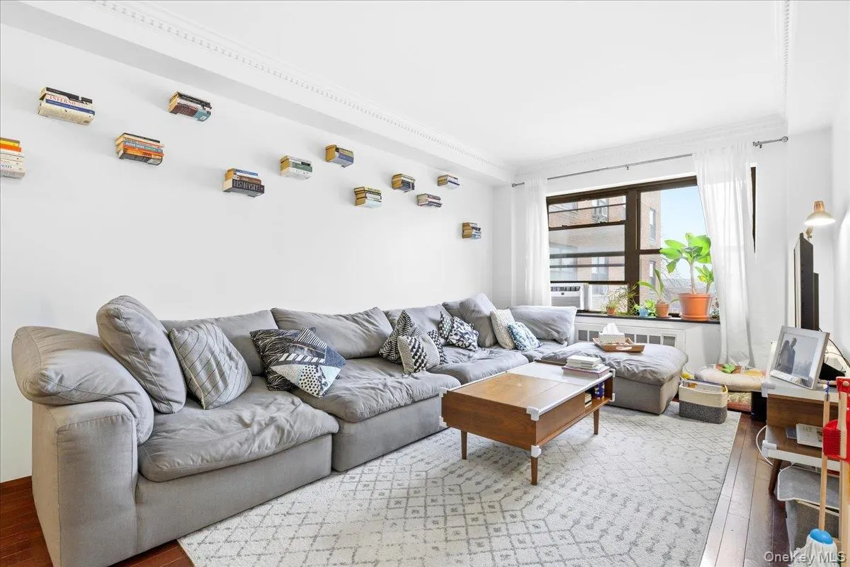 99-60 63rd Road, New York, NY, 2 Bedrooms Bedrooms, 5 Rooms Rooms,1 BathroomBathrooms,Residential,For Rent,63rd,0,1044289 99-60 63rd Road, New York, NY, 2 Bedrooms Bedrooms, 5 Rooms Rooms,1 BathroomBathrooms,Residential,For Rent,63rd,0,1044289