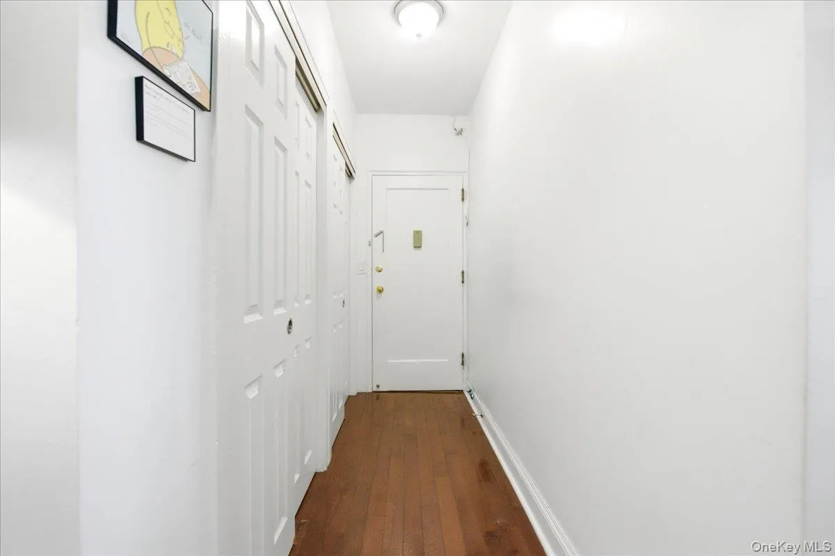 99-60 63rd Road, New York, NY, 2 Bedrooms Bedrooms, 5 Rooms Rooms,1 BathroomBathrooms,Residential,For Rent,63rd,0,1044289 99-60 63rd Road, New York, NY, 2 Bedrooms Bedrooms, 5 Rooms Rooms,1 BathroomBathrooms,Residential,For Rent,63rd,0,1044289