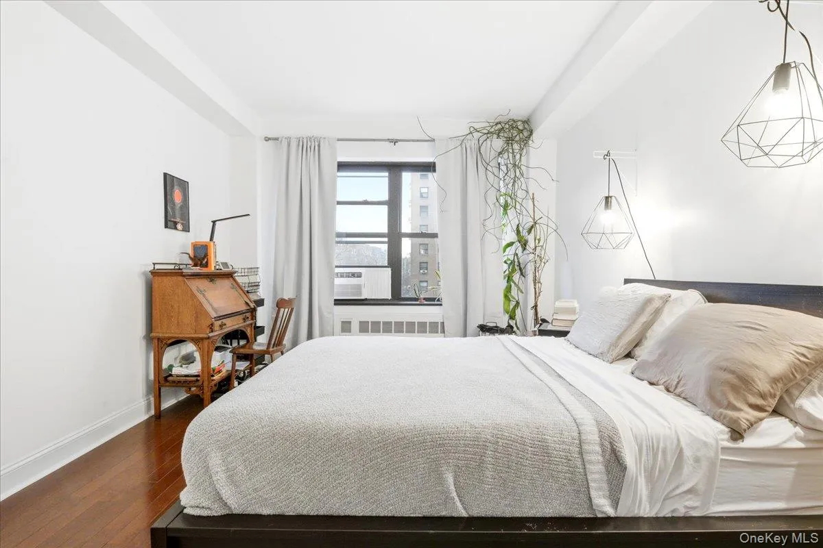 99-60 63rd Road, New York, NY, 2 Bedrooms Bedrooms, 5 Rooms Rooms,1 BathroomBathrooms,Residential,For Rent,63rd,0,1044289 99-60 63rd Road, New York, NY, 2 Bedrooms Bedrooms, 5 Rooms Rooms,1 BathroomBathrooms,Residential,For Rent,63rd,0,1044289