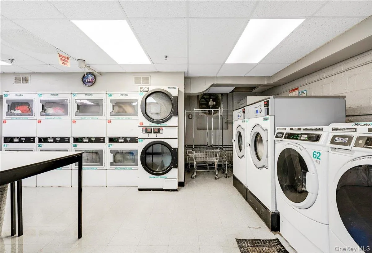99-60 63rd Road, New York, NY, 2 Bedrooms Bedrooms, 5 Rooms Rooms,1 BathroomBathrooms,Residential,For Rent,63rd,0,1044289 99-60 63rd Road, New York, NY, 2 Bedrooms Bedrooms, 5 Rooms Rooms,1 BathroomBathrooms,Residential,For Rent,63rd,0,1044289