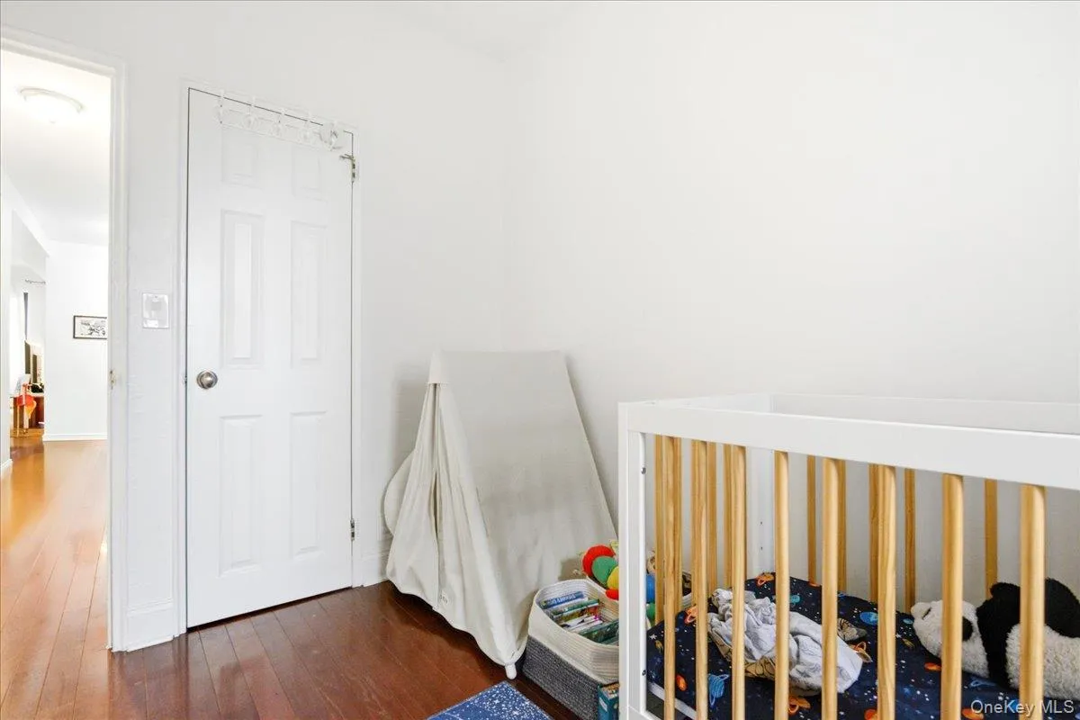 99-60 63rd Road, New York, NY, 2 Bedrooms Bedrooms, 5 Rooms Rooms,1 BathroomBathrooms,Residential,For Rent,63rd,0,1044289 99-60 63rd Road, New York, NY, 2 Bedrooms Bedrooms, 5 Rooms Rooms,1 BathroomBathrooms,Residential,For Rent,63rd,0,1044289