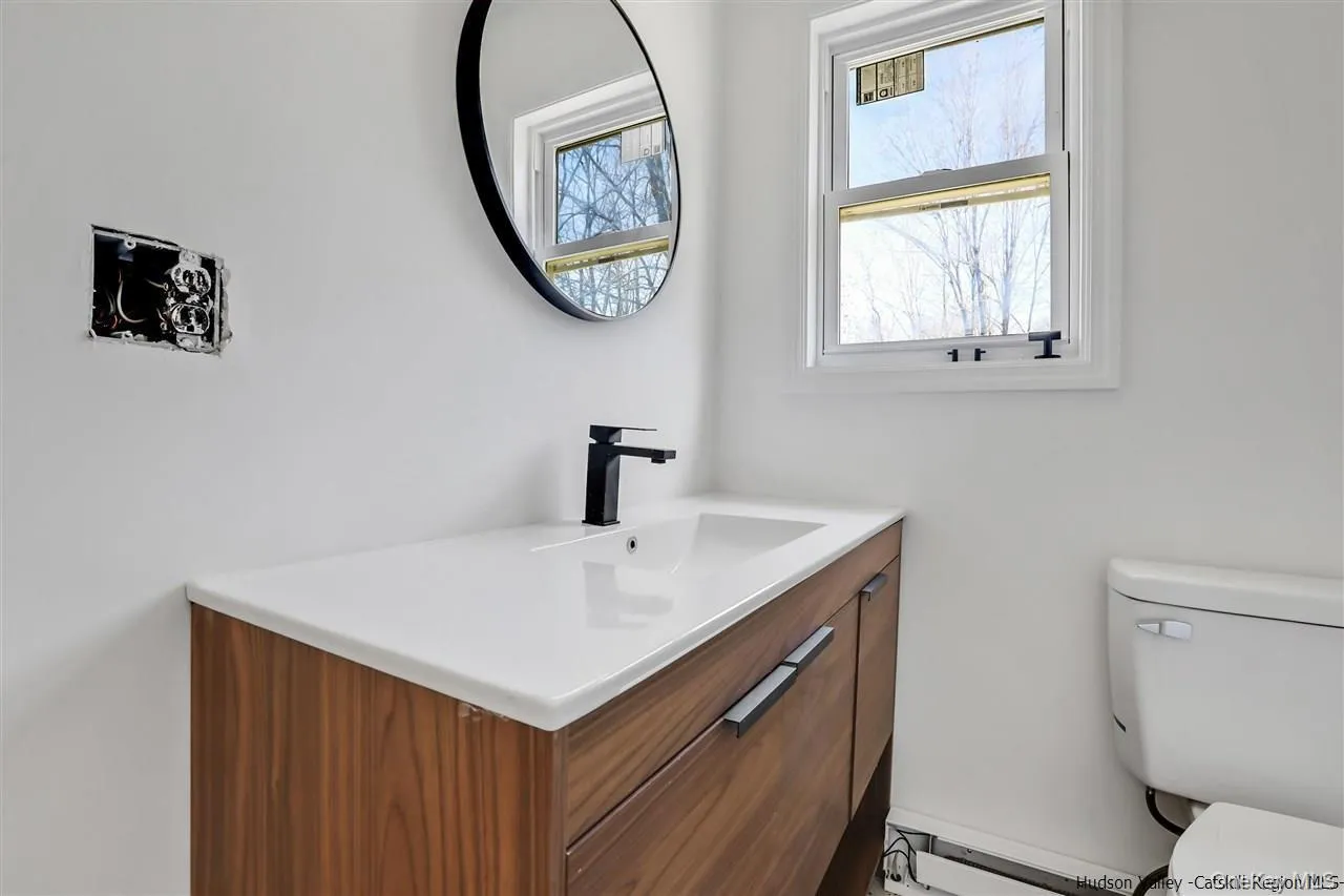 15 Sand Hill Road, Gardiner, NY, 3 Bedrooms Bedrooms, 5 Rooms Rooms,1 BathroomBathrooms,Residential,For Rent,Sand Hill,0,1044290 15 Sand Hill Road, Gardiner, NY, 3 Bedrooms Bedrooms, 5 Rooms Rooms,1 BathroomBathrooms,Residential,For Rent,Sand Hill,0,1044290