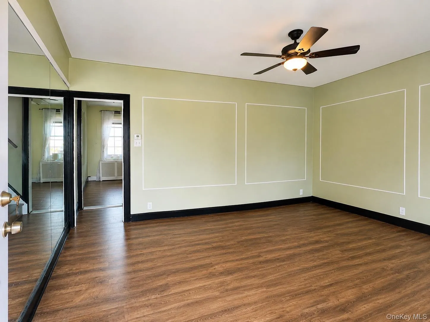 125-16 Hawtree Creek Road, New York, NY, 2 Bedrooms Bedrooms, 6 Rooms Rooms,2 BathroomsBathrooms,Residential,For Rent,Hawtree Creek,0,1044292 125-16 Hawtree Creek Road, New York, NY, 2 Bedrooms Bedrooms, 6 Rooms Rooms,2 BathroomsBathrooms,Residential,For Rent,Hawtree Creek,0,1044292