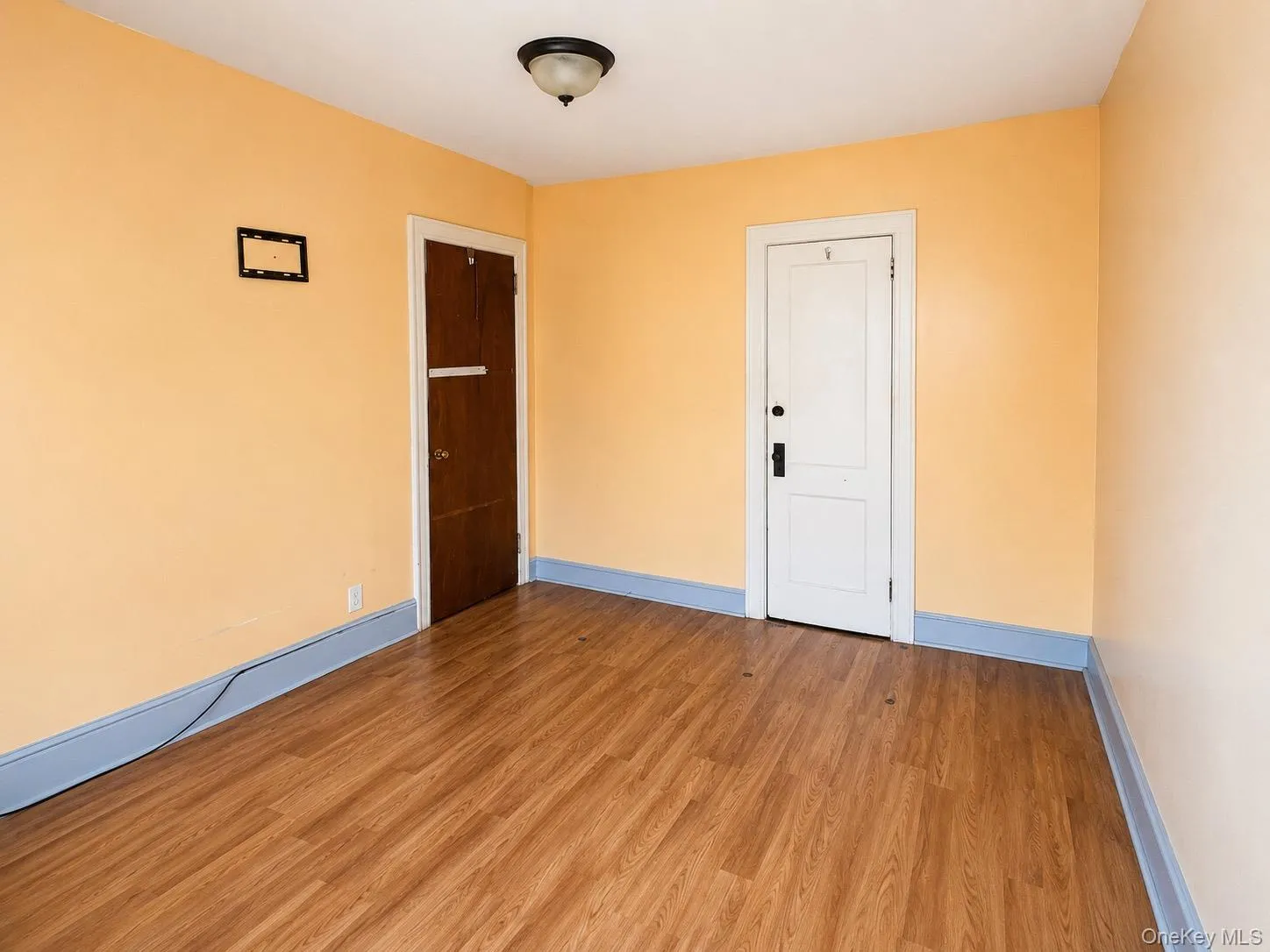 125-16 Hawtree Creek Road, New York, NY, 2 Bedrooms Bedrooms, 6 Rooms Rooms,2 BathroomsBathrooms,Residential,For Rent,Hawtree Creek,0,1044292 125-16 Hawtree Creek Road, New York, NY, 2 Bedrooms Bedrooms, 6 Rooms Rooms,2 BathroomsBathrooms,Residential,For Rent,Hawtree Creek,0,1044292