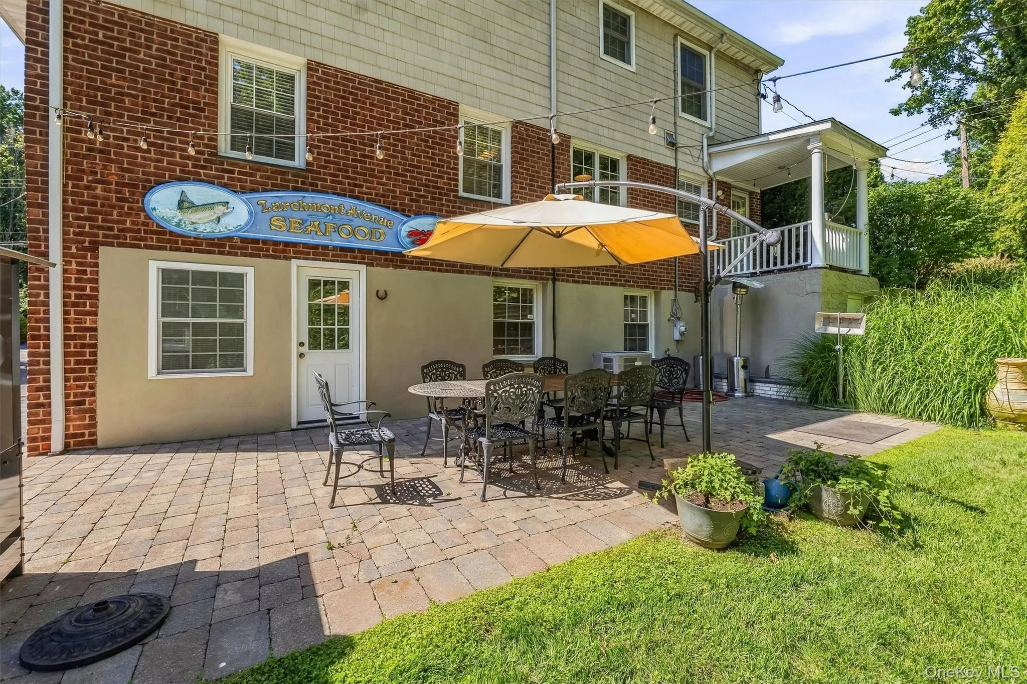 A backyard with room to breathe. A backyard with room to breathe.
