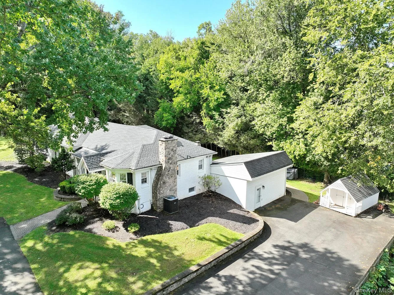 11 Muir Lane, Clarkstown, NY, 4 Bedrooms Bedrooms, 11 Rooms Rooms,2 BathroomsBathrooms,Residential,For Rent,Muir,0,1044296 11 Muir Lane, Clarkstown, NY, 4 Bedrooms Bedrooms, 11 Rooms Rooms,2 BathroomsBathrooms,Residential,For Rent,Muir,0,1044296