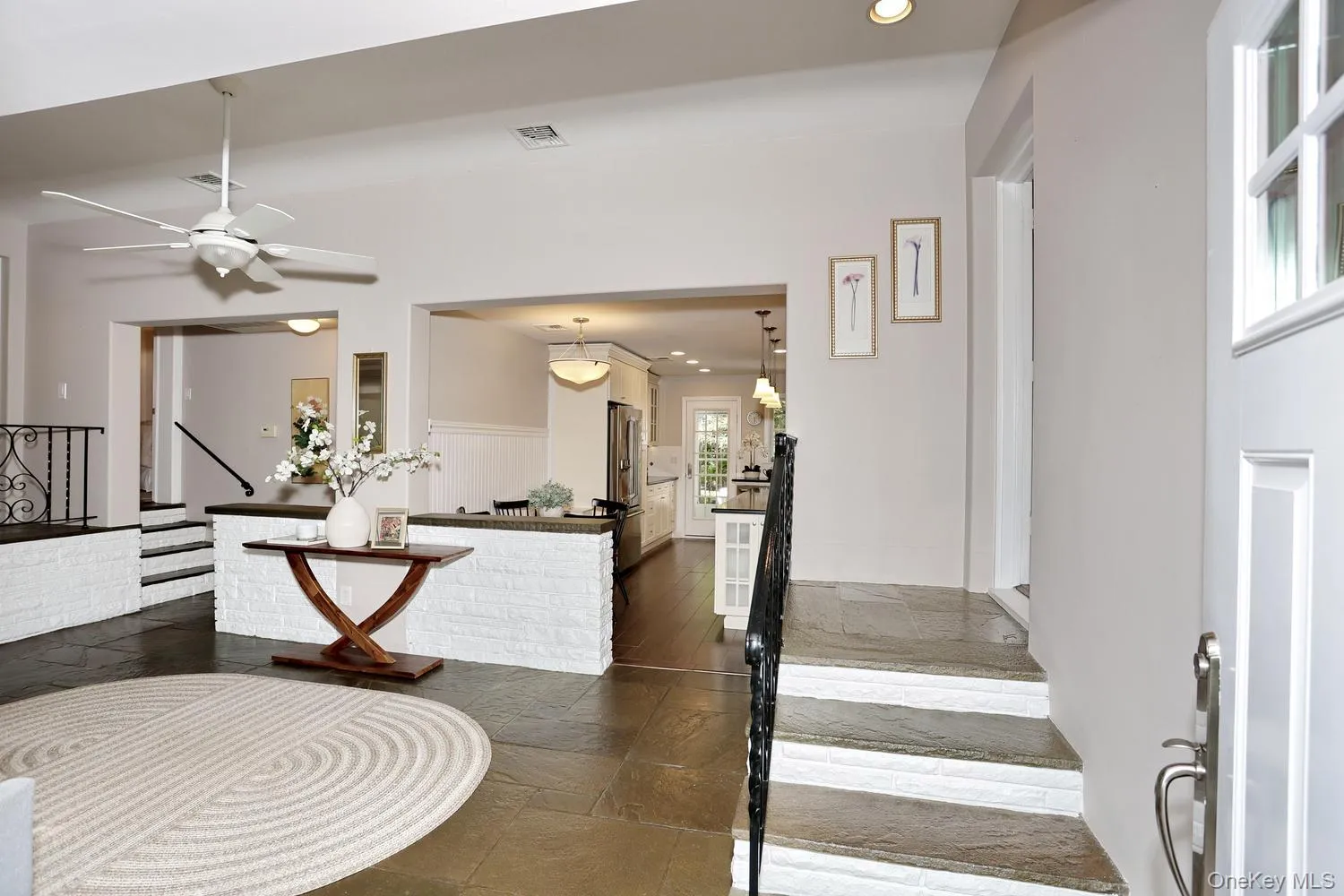 11 Muir Lane, Clarkstown, NY, 4 Bedrooms Bedrooms, 11 Rooms Rooms,2 BathroomsBathrooms,Residential,For Rent,Muir,0,1044296 11 Muir Lane, Clarkstown, NY, 4 Bedrooms Bedrooms, 11 Rooms Rooms,2 BathroomsBathrooms,Residential,For Rent,Muir,0,1044296