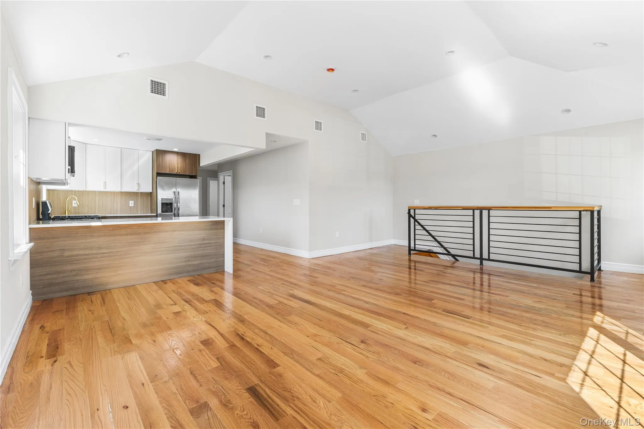 120-46 199th Street, New York, NY, 3 Bedrooms Bedrooms, 6 Rooms Rooms,2 BathroomsBathrooms,Residential Lease,For Rent,199th,0,1044298 120-46 199th Street, New York, NY, 3 Bedrooms Bedrooms, 6 Rooms Rooms,2 BathroomsBathrooms,Residential Lease,For Rent,199th,0,1044298