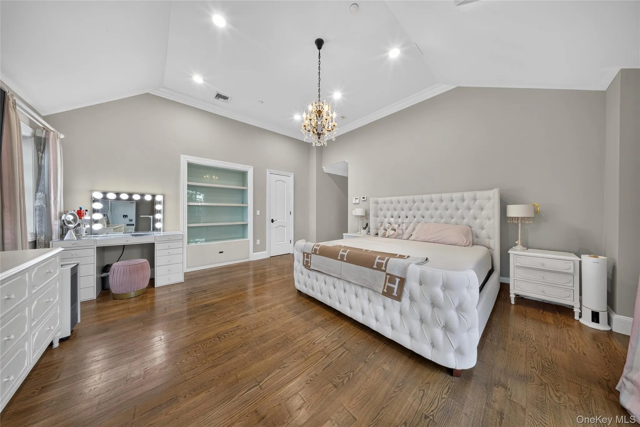 150-50 6th Avenue, New York, NY, 5 Bedrooms Bedrooms, 10 Rooms Rooms,5 BathroomsBathrooms,Residential,For Rent,6th,0,1044300 150-50 6th Avenue, New York, NY, 5 Bedrooms Bedrooms, 10 Rooms Rooms,5 BathroomsBathrooms,Residential,For Rent,6th,0,1044300