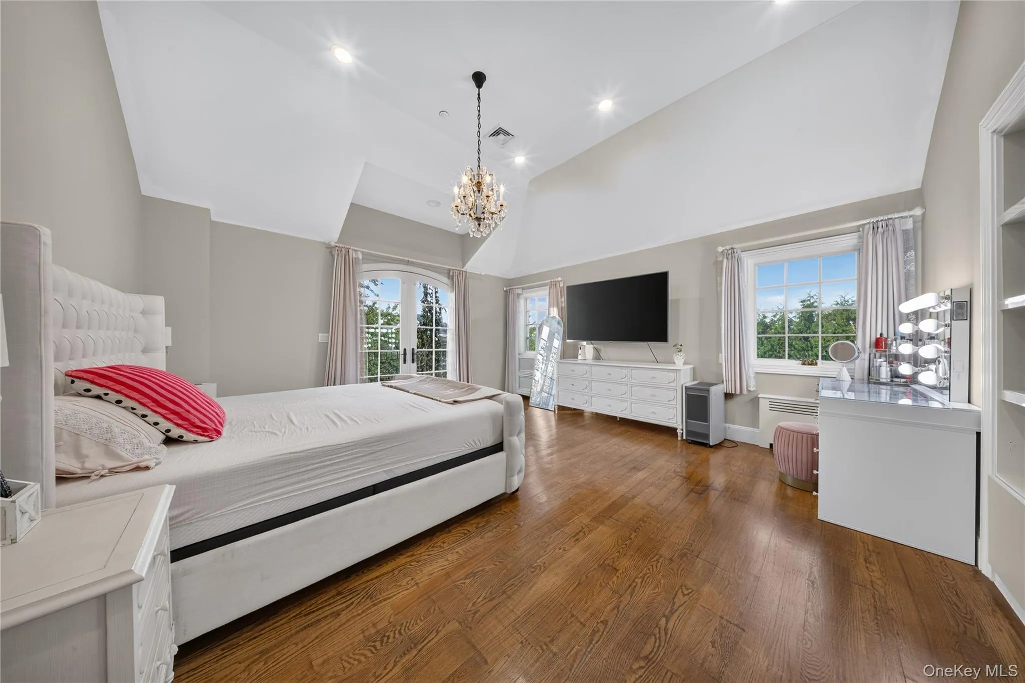 150-50 6th Avenue, New York, NY, 5 Bedrooms Bedrooms, 10 Rooms Rooms,5 BathroomsBathrooms,Residential,For Rent,6th,0,1044300 150-50 6th Avenue, New York, NY, 5 Bedrooms Bedrooms, 10 Rooms Rooms,5 BathroomsBathrooms,Residential,For Rent,6th,0,1044300