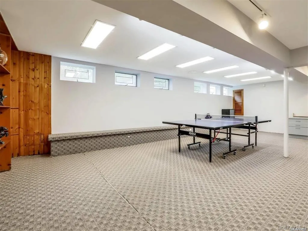 5 Woodfield Lane, Oyster Bay, NY, 5 Bedrooms Bedrooms, 14 Rooms Rooms,5 BathroomsBathrooms,Residential,For Rent,Woodfield,0,1044302 5 Woodfield Lane, Oyster Bay, NY, 5 Bedrooms Bedrooms, 14 Rooms Rooms,5 BathroomsBathrooms,Residential,For Rent,Woodfield,0,1044302