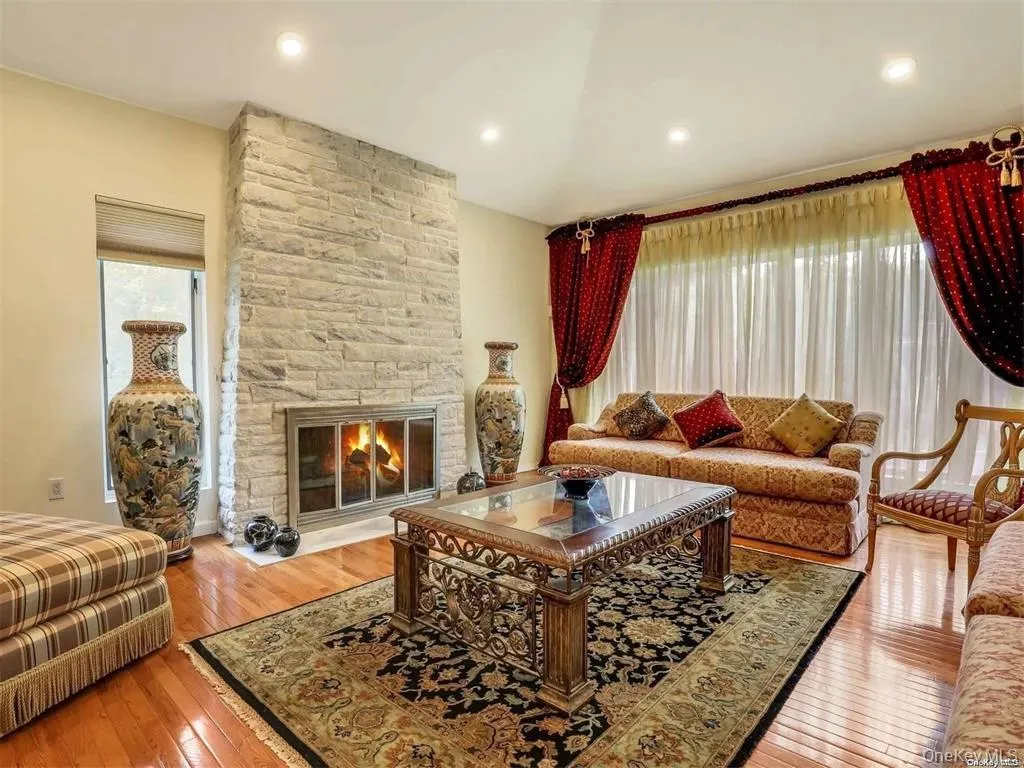 5 Woodfield Lane, Oyster Bay, NY, 5 Bedrooms Bedrooms, 14 Rooms Rooms,5 BathroomsBathrooms,Residential,For Rent,Woodfield,0,1044302 5 Woodfield Lane, Oyster Bay, NY, 5 Bedrooms Bedrooms, 14 Rooms Rooms,5 BathroomsBathrooms,Residential,For Rent,Woodfield,0,1044302