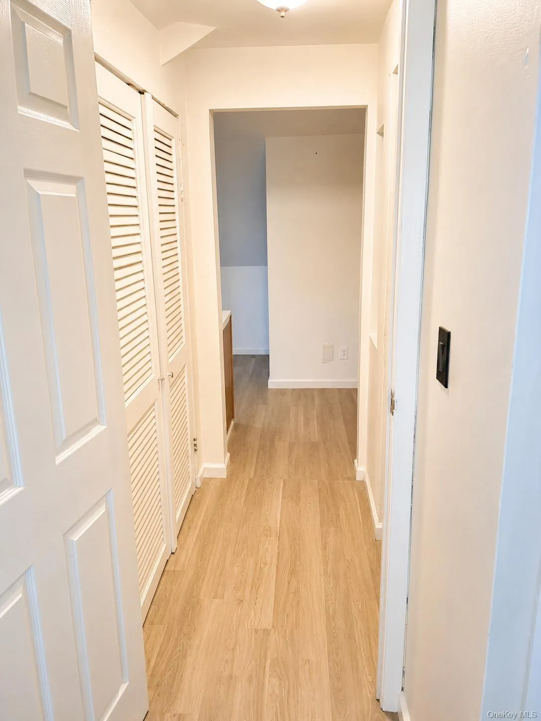 361 Twin S lane, Hempstead, NY, 1 Bedroom Bedrooms, 3 Rooms Rooms,1 BathroomBathrooms,Residential Lease,For Rent,Twin S lane,0,1044303 361 Twin S lane, Hempstead, NY, 1 Bedroom Bedrooms, 3 Rooms Rooms,1 BathroomBathrooms,Residential Lease,For Rent,Twin S lane,0,1044303