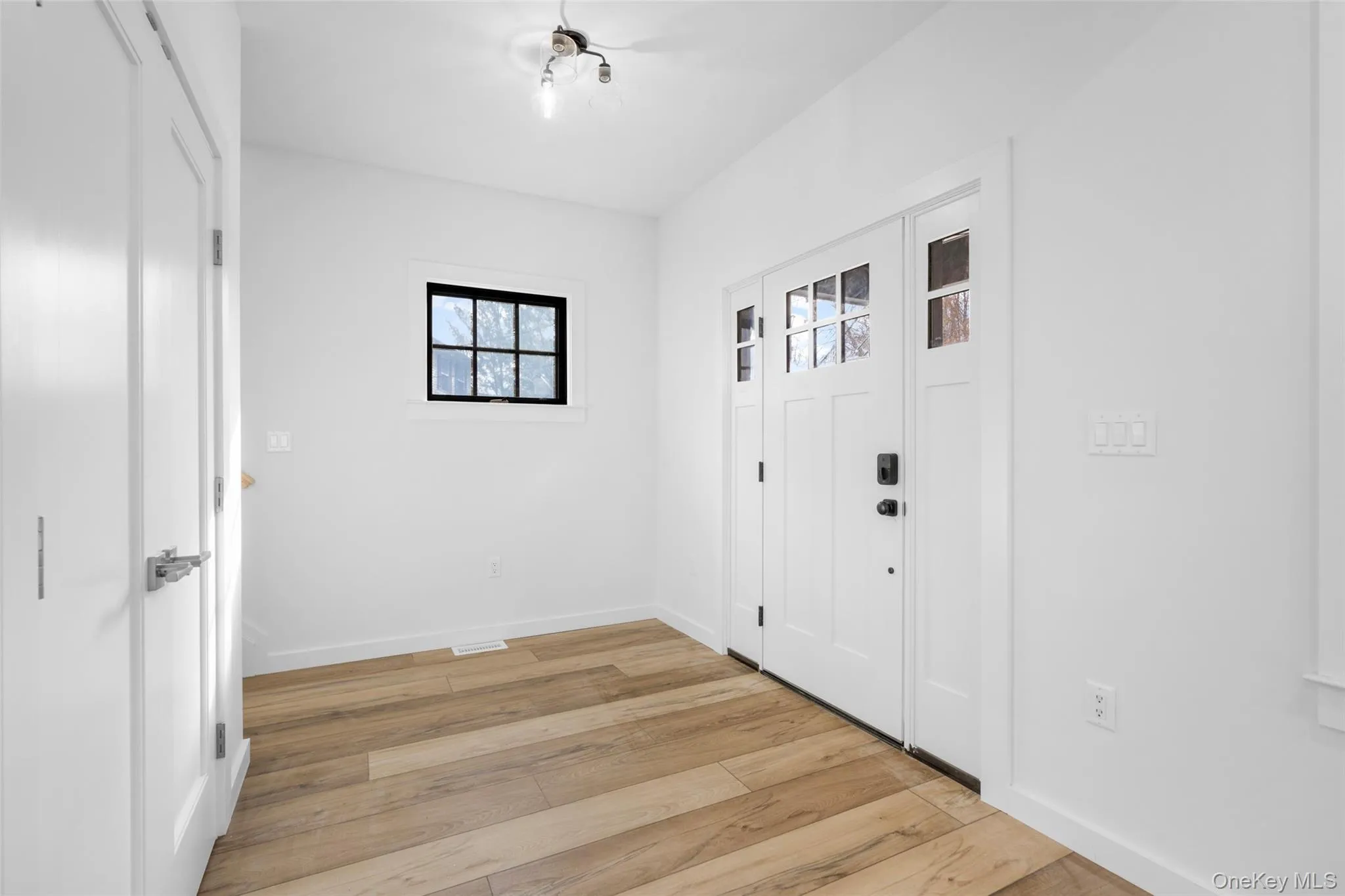 27 Choate Lane, Mount Pleasant, NY, 3 Bedrooms Bedrooms, 6 Rooms Rooms,3 BathroomsBathrooms,Residential Lease,For Rent,Choate,0,1044305 27 Choate Lane, Mount Pleasant, NY, 3 Bedrooms Bedrooms, 6 Rooms Rooms,3 BathroomsBathrooms,Residential Lease,For Rent,Choate,0,1044305