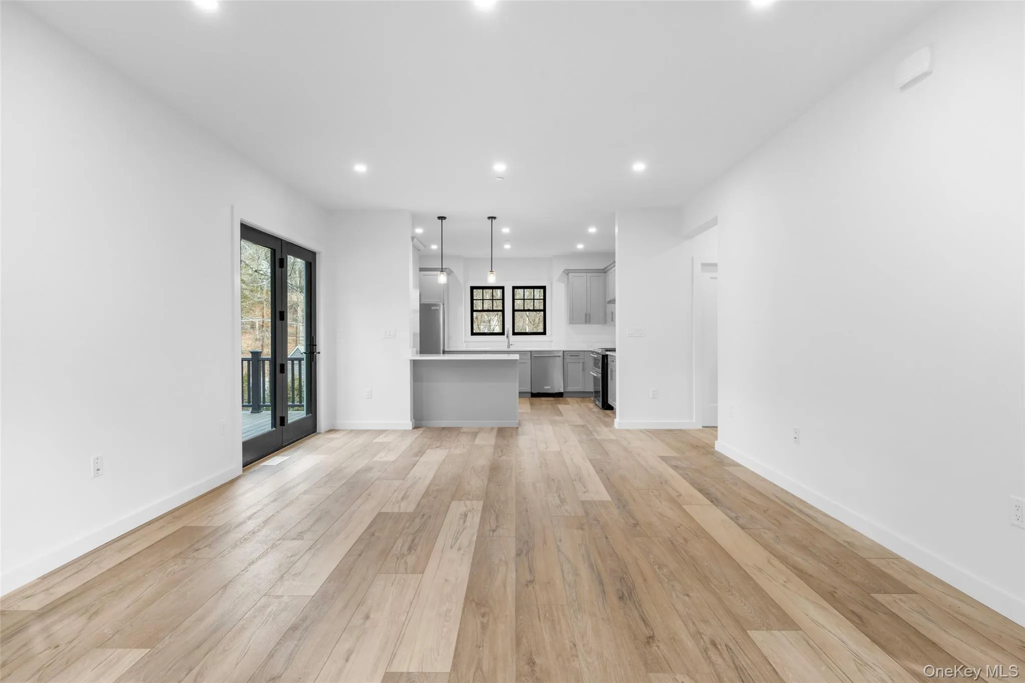 27 Choate Lane, Mount Pleasant, NY, 3 Bedrooms Bedrooms, 6 Rooms Rooms,3 BathroomsBathrooms,Residential Lease,For Rent,Choate,0,1044305 27 Choate Lane, Mount Pleasant, NY, 3 Bedrooms Bedrooms, 6 Rooms Rooms,3 BathroomsBathrooms,Residential Lease,For Rent,Choate,0,1044305