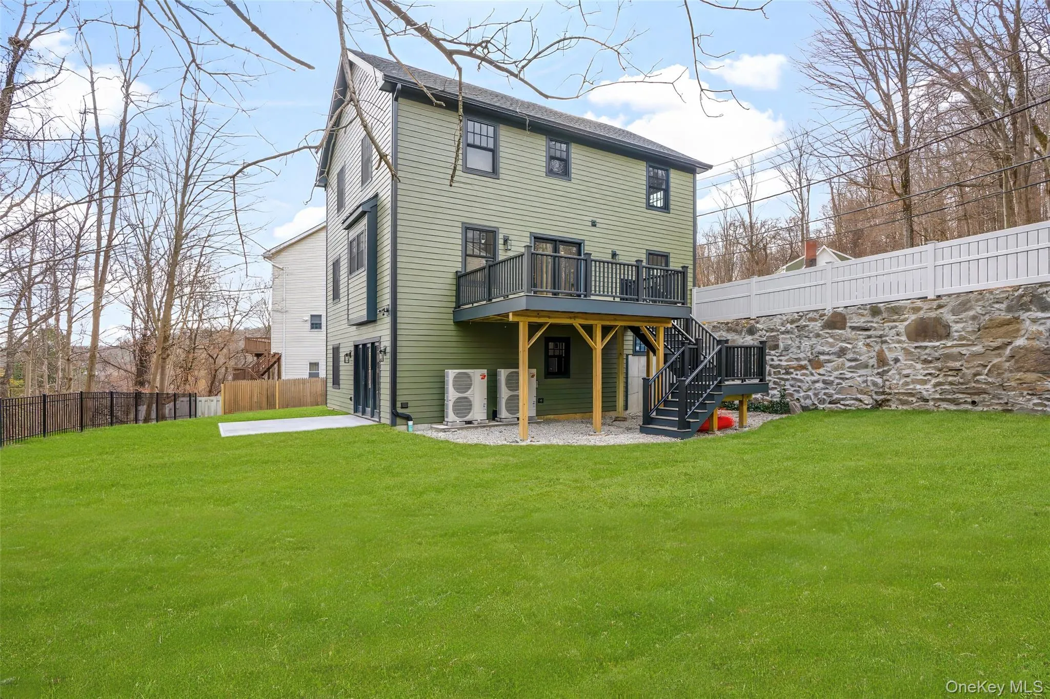 Shared-useable yard space and private deck included Shared-useable yard space and private deck included