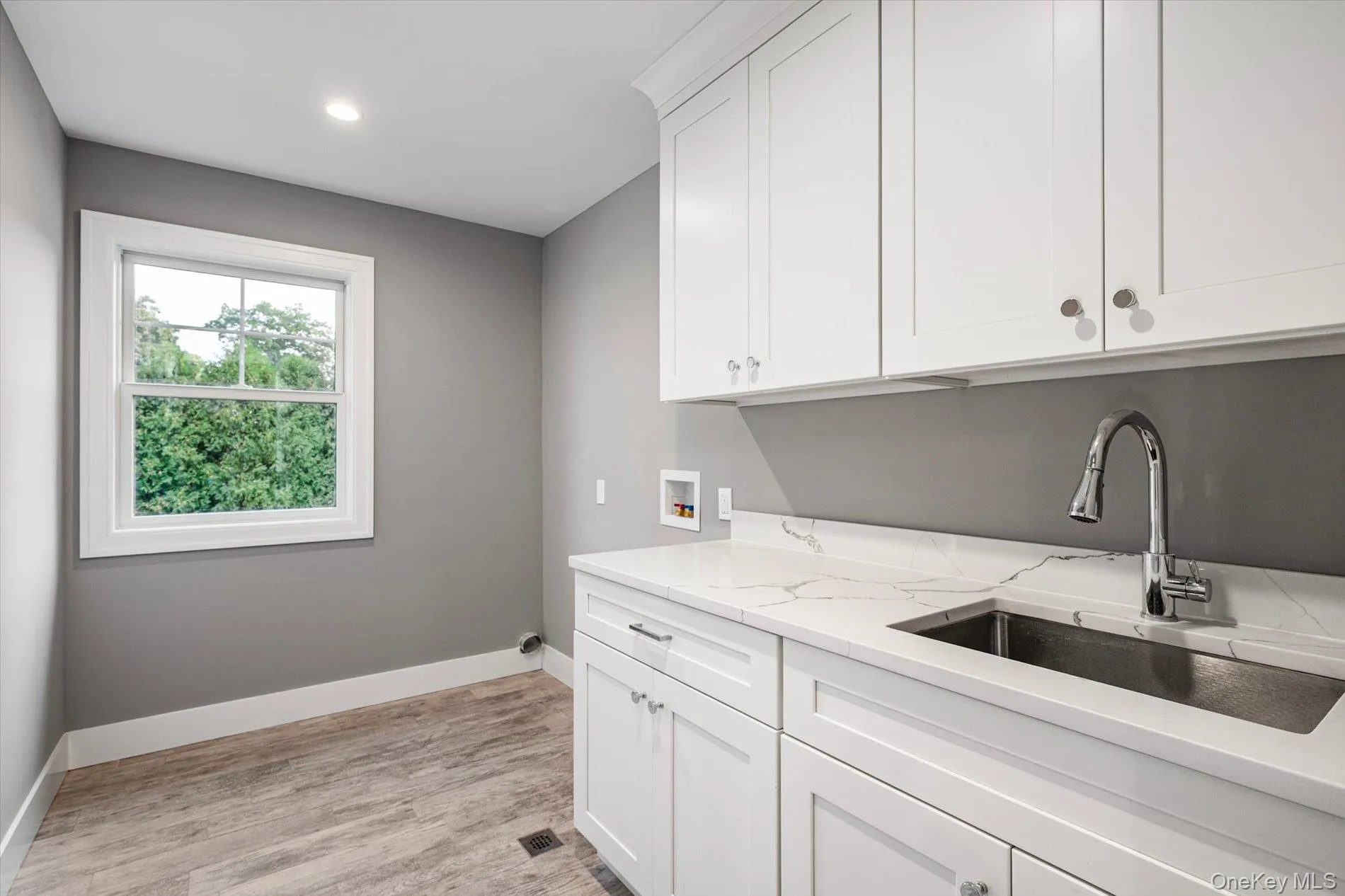 115 Jackson Avenue, Oyster Bay, NY, 5 Bedrooms Bedrooms, 10 Rooms Rooms,3 BathroomsBathrooms,Residential,For Rent,Jackson,0,1044308 115 Jackson Avenue, Oyster Bay, NY, 5 Bedrooms Bedrooms, 10 Rooms Rooms,3 BathroomsBathrooms,Residential,For Rent,Jackson,0,1044308