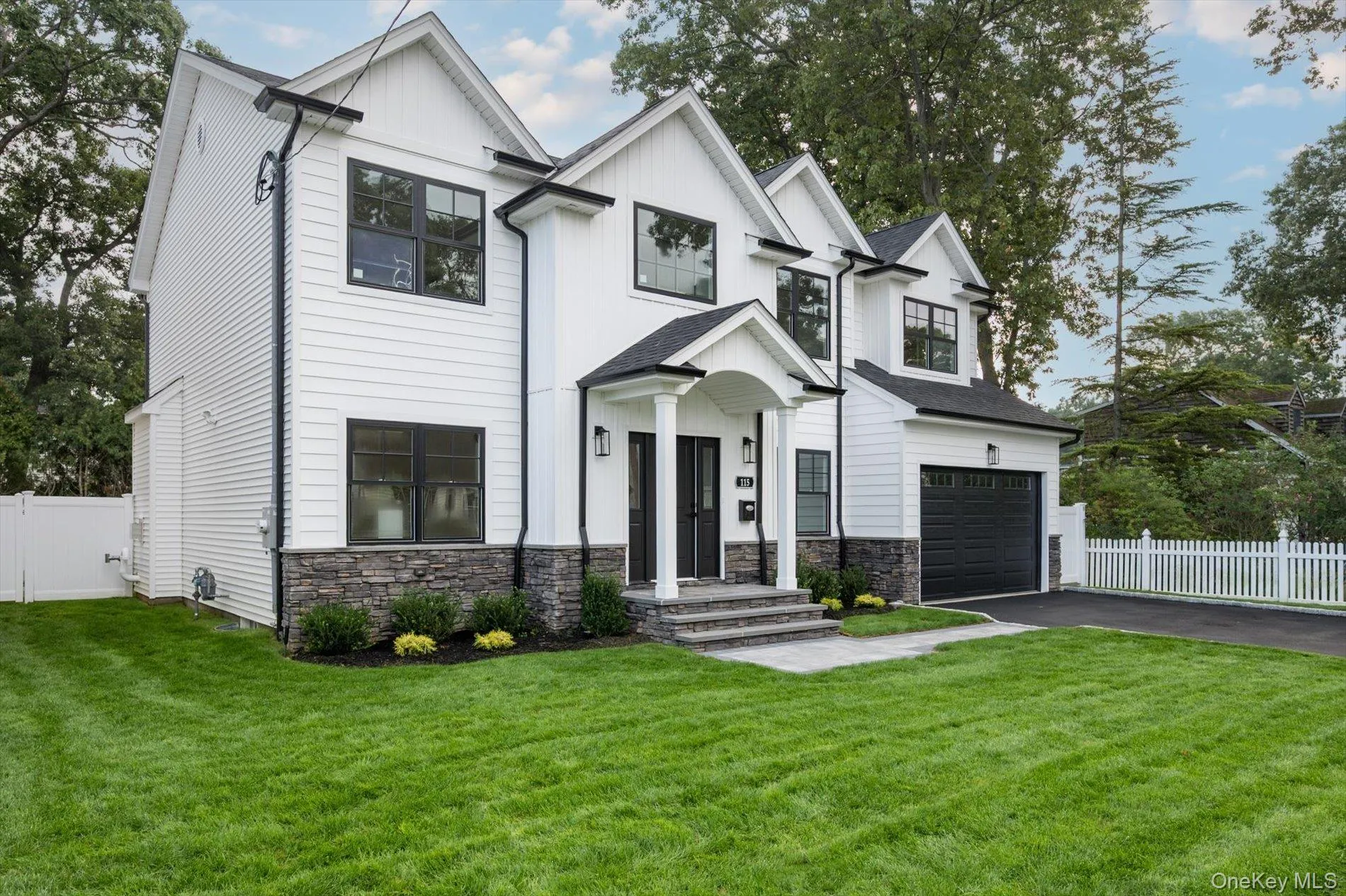 115 Jackson Avenue, Oyster Bay, NY, 5 Bedrooms Bedrooms, 10 Rooms Rooms,3 BathroomsBathrooms,Residential,For Rent,Jackson,0,1044308 115 Jackson Avenue, Oyster Bay, NY, 5 Bedrooms Bedrooms, 10 Rooms Rooms,3 BathroomsBathrooms,Residential,For Rent,Jackson,0,1044308