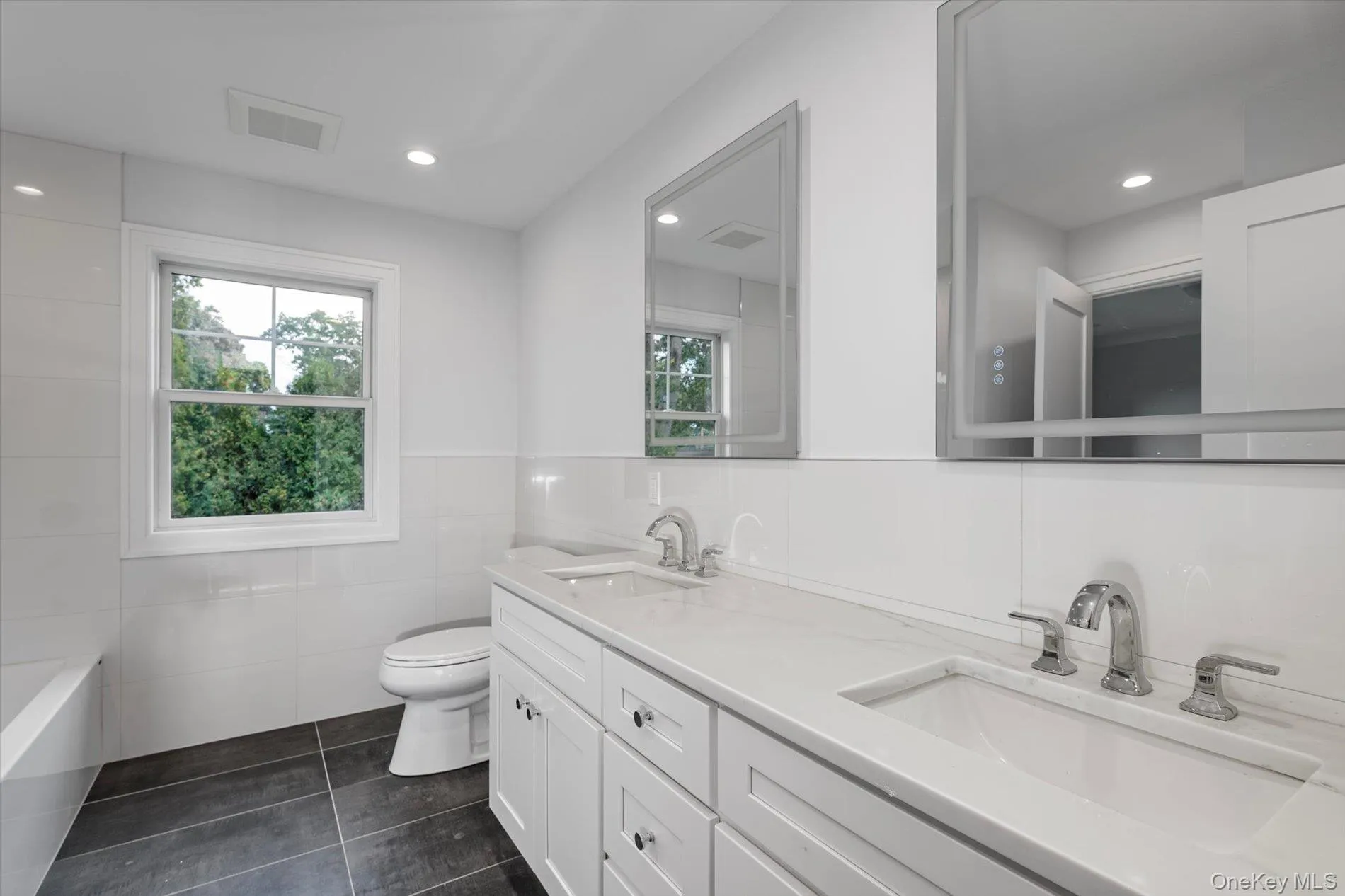 115 Jackson Avenue, Oyster Bay, NY, 5 Bedrooms Bedrooms, 10 Rooms Rooms,3 BathroomsBathrooms,Residential,For Rent,Jackson,0,1044308 115 Jackson Avenue, Oyster Bay, NY, 5 Bedrooms Bedrooms, 10 Rooms Rooms,3 BathroomsBathrooms,Residential,For Rent,Jackson,0,1044308