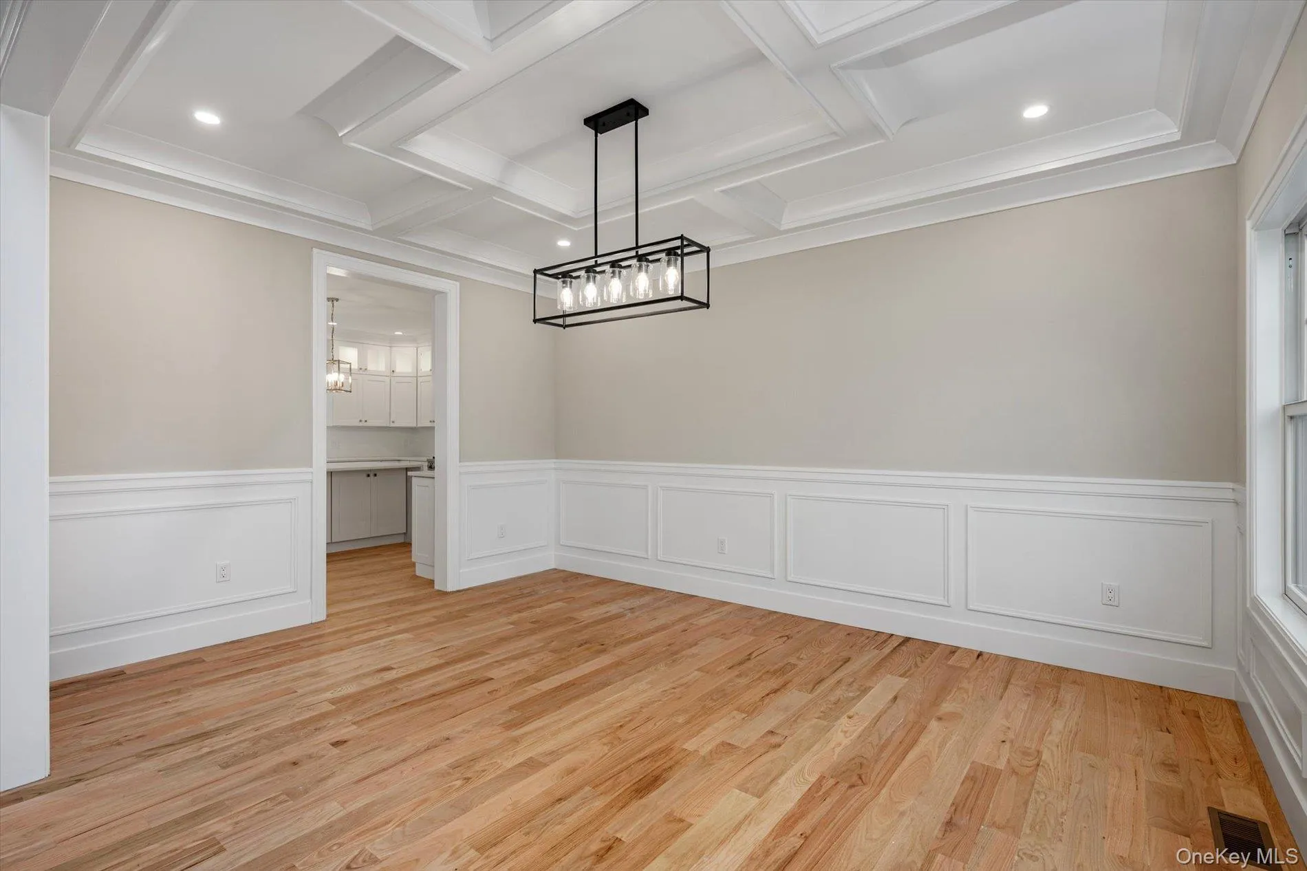 115 Jackson Avenue, Oyster Bay, NY, 5 Bedrooms Bedrooms, 10 Rooms Rooms,3 BathroomsBathrooms,Residential,For Rent,Jackson,0,1044308 115 Jackson Avenue, Oyster Bay, NY, 5 Bedrooms Bedrooms, 10 Rooms Rooms,3 BathroomsBathrooms,Residential,For Rent,Jackson,0,1044308