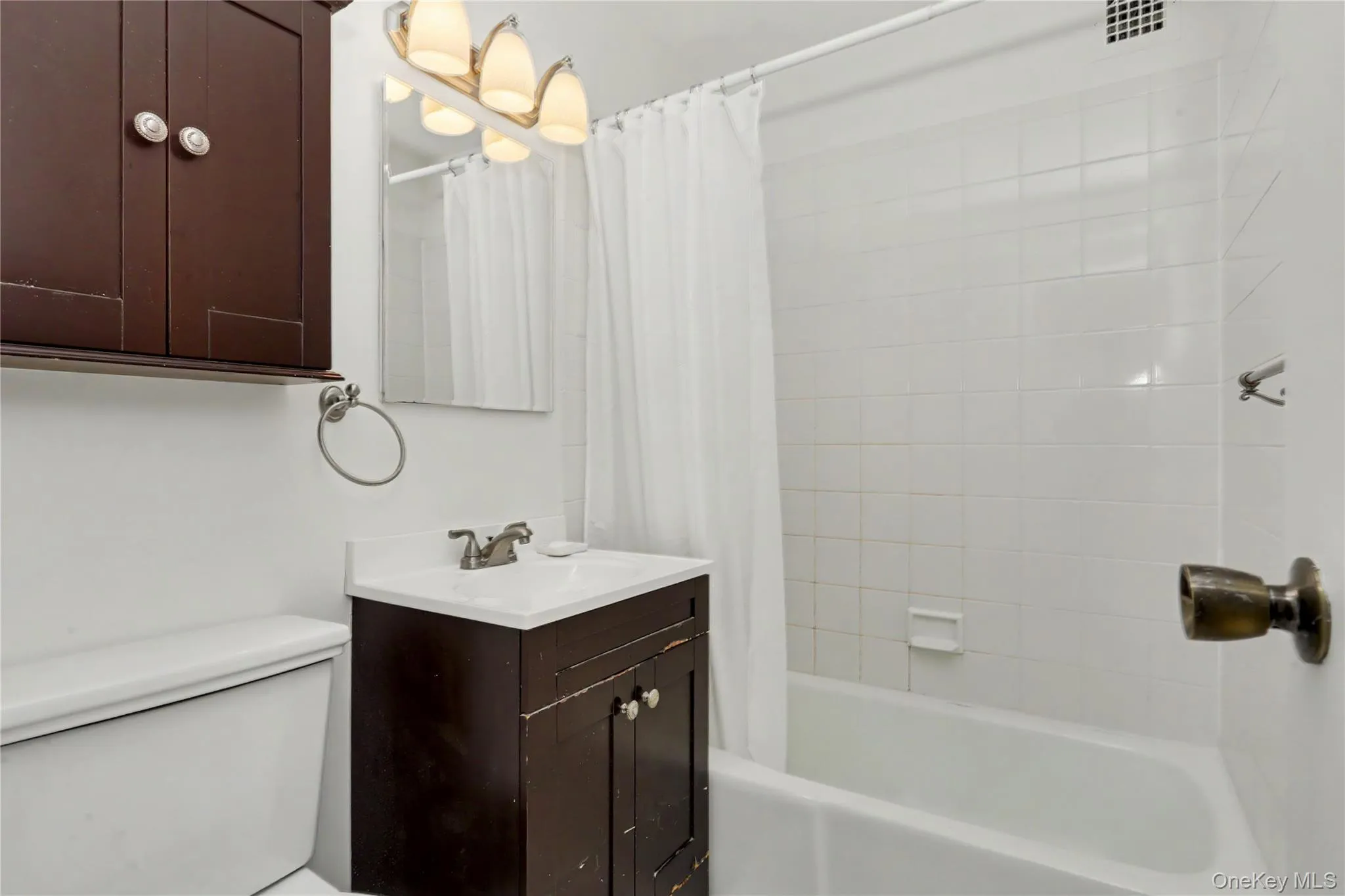60 Barker, Mount Kisco, NY, 1 Bedroom Bedrooms, 4 Rooms Rooms,1 BathroomBathrooms,Residential,For Rent,Barker,0,1044311 60 Barker, Mount Kisco, NY, 1 Bedroom Bedrooms, 4 Rooms Rooms,1 BathroomBathrooms,Residential,For Rent,Barker,0,1044311
