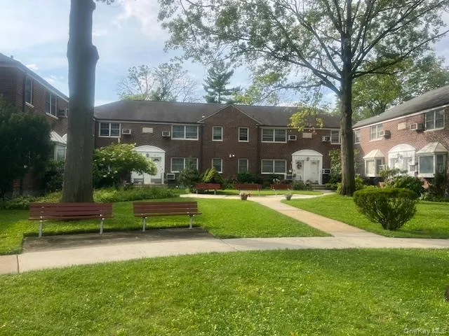249-32 63rd Avenue, New York, NY, 1 Bedroom Bedrooms, 4 Rooms Rooms,1 BathroomBathrooms,Residential,For Rent,63rd,0,1044315 249-32 63rd Avenue, New York, NY, 1 Bedroom Bedrooms, 4 Rooms Rooms,1 BathroomBathrooms,Residential,For Rent,63rd,0,1044315