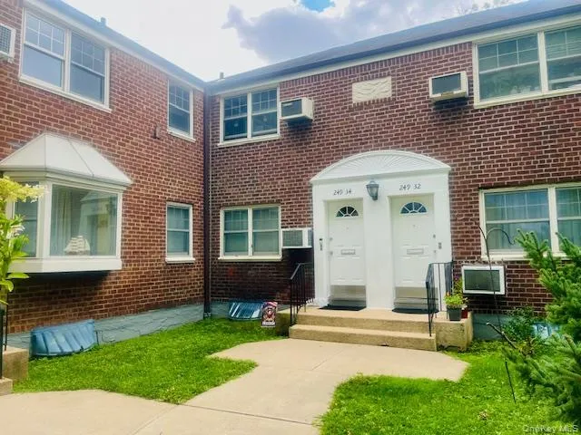 249-32 63rd Avenue, New York, NY, 1 Bedroom Bedrooms, 4 Rooms Rooms,1 BathroomBathrooms,Residential,For Rent,63rd,0,1044315 249-32 63rd Avenue, New York, NY, 1 Bedroom Bedrooms, 4 Rooms Rooms,1 BathroomBathrooms,Residential,For Rent,63rd,0,1044315