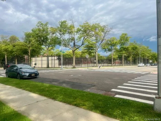 249-32 63rd Avenue, New York, NY, 1 Bedroom Bedrooms, 4 Rooms Rooms,1 BathroomBathrooms,Residential,For Rent,63rd,0,1044315 249-32 63rd Avenue, New York, NY, 1 Bedroom Bedrooms, 4 Rooms Rooms,1 BathroomBathrooms,Residential,For Rent,63rd,0,1044315