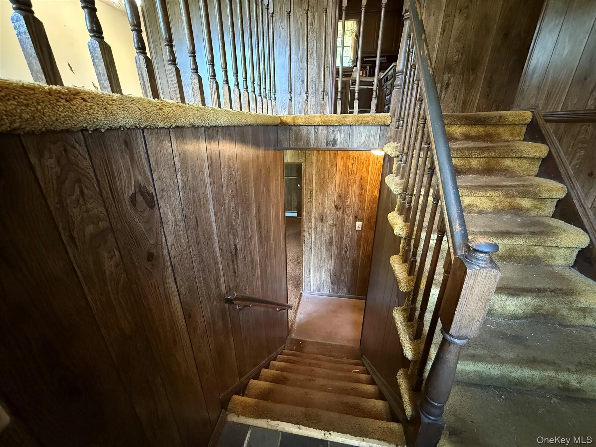 Entryway to lower level Entryway to lower level