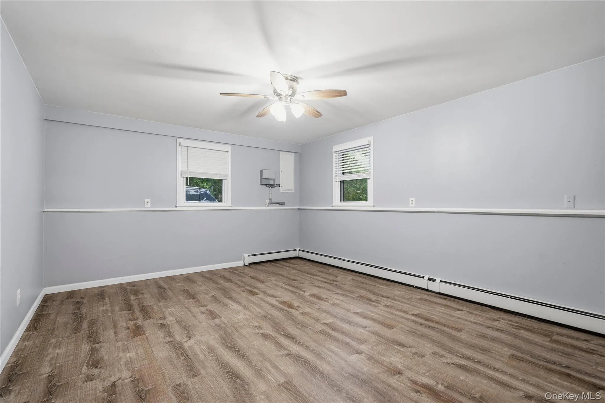 Lower level- bonus room Lower level- bonus room