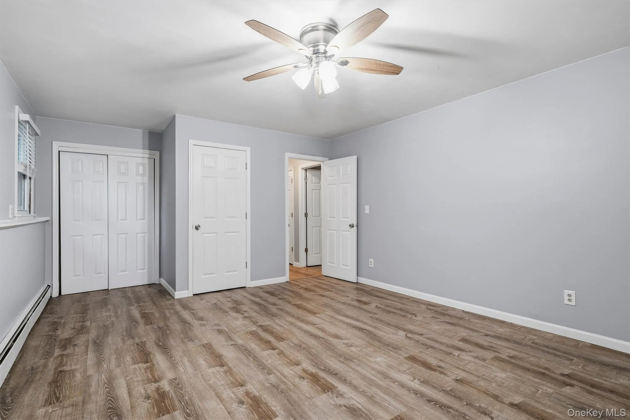 Lower level- Bonus room Lower level- Bonus room