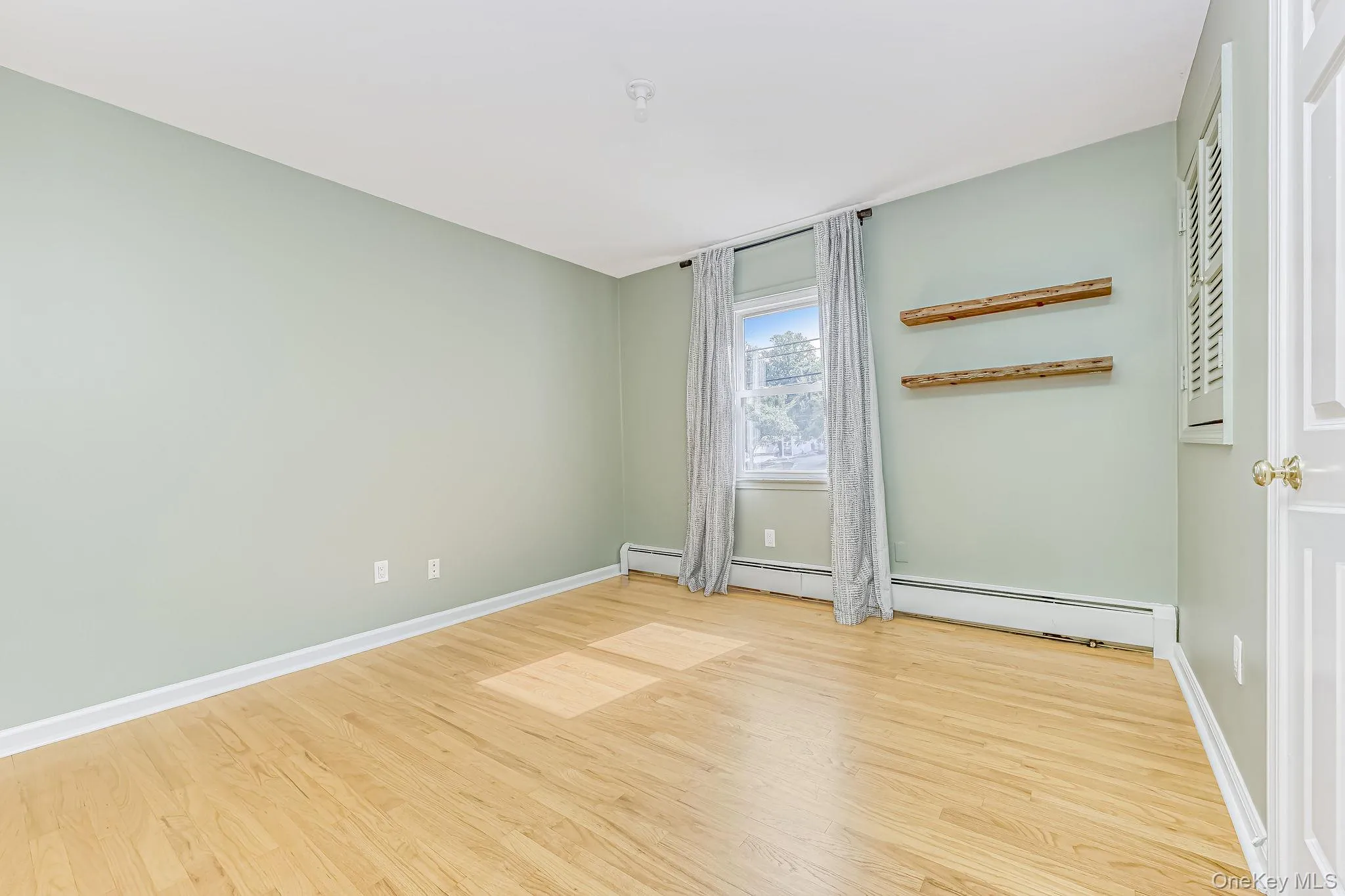 17 Cragmere Road, Ramapo, NY, 4 Bedrooms Bedrooms, 8 Rooms Rooms,2 BathroomsBathrooms,Residential,For Rent,Cragmere,0,1044322 17 Cragmere Road, Ramapo, NY, 4 Bedrooms Bedrooms, 8 Rooms Rooms,2 BathroomsBathrooms,Residential,For Rent,Cragmere,0,1044322