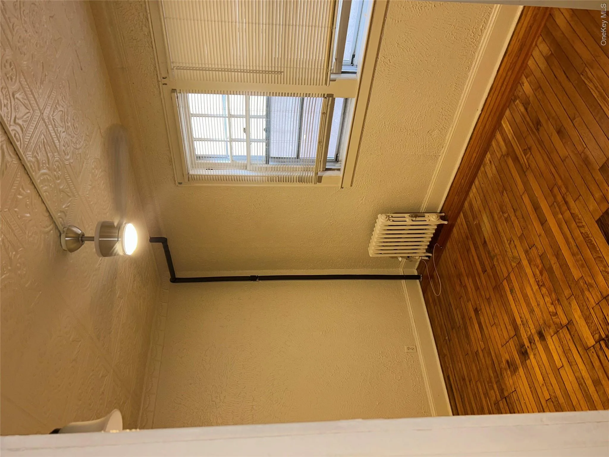 135 West Main Street, Islip, NY, 1 Bedroom Bedrooms, 4 Rooms Rooms,1 BathroomBathrooms,Residential Lease,For Rent,Street,0,1044325 135 West Main Street, Islip, NY, 1 Bedroom Bedrooms, 4 Rooms Rooms,1 BathroomBathrooms,Residential Lease,For Rent,Street,0,1044325