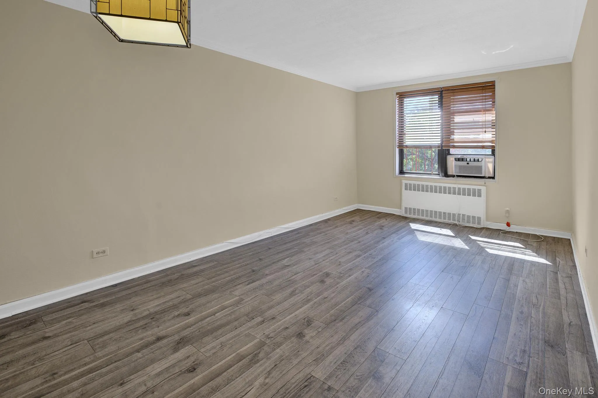 150-10 71st Avenue, New York, NY, 1 Bedroom Bedrooms, 3 Rooms Rooms,1 BathroomBathrooms,Residential,For Rent,71st,0,1044327 150-10 71st Avenue, New York, NY, 1 Bedroom Bedrooms, 3 Rooms Rooms,1 BathroomBathrooms,Residential,For Rent,71st,0,1044327