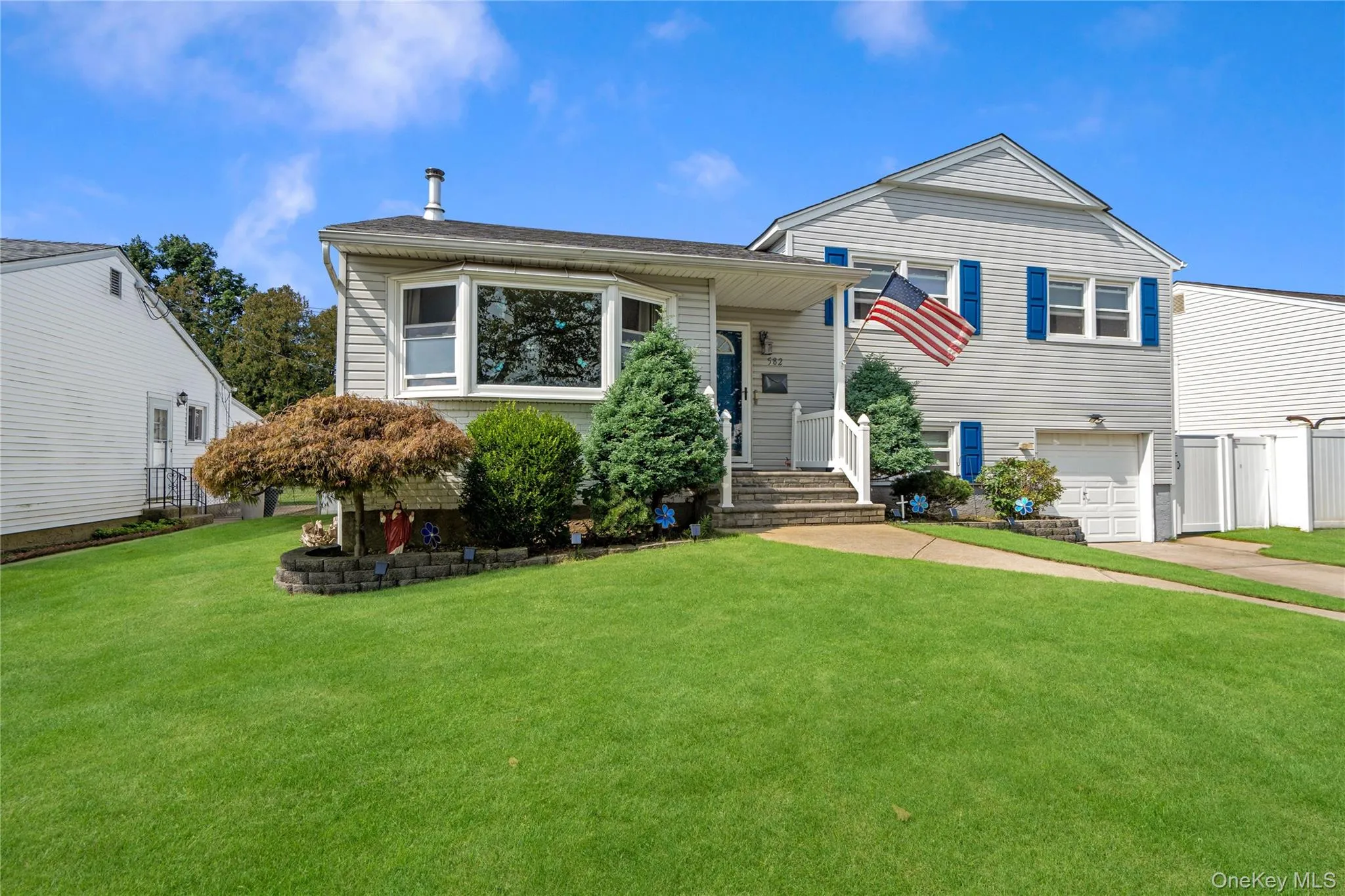 582 Benton Road, Hempstead, NY, 4 Bedrooms Bedrooms, 8 Rooms Rooms,2 BathroomsBathrooms,Residential,For Rent,Benton,0,1044329 582 Benton Road, Hempstead, NY, 4 Bedrooms Bedrooms, 8 Rooms Rooms,2 BathroomsBathrooms,Residential,For Rent,Benton,0,1044329