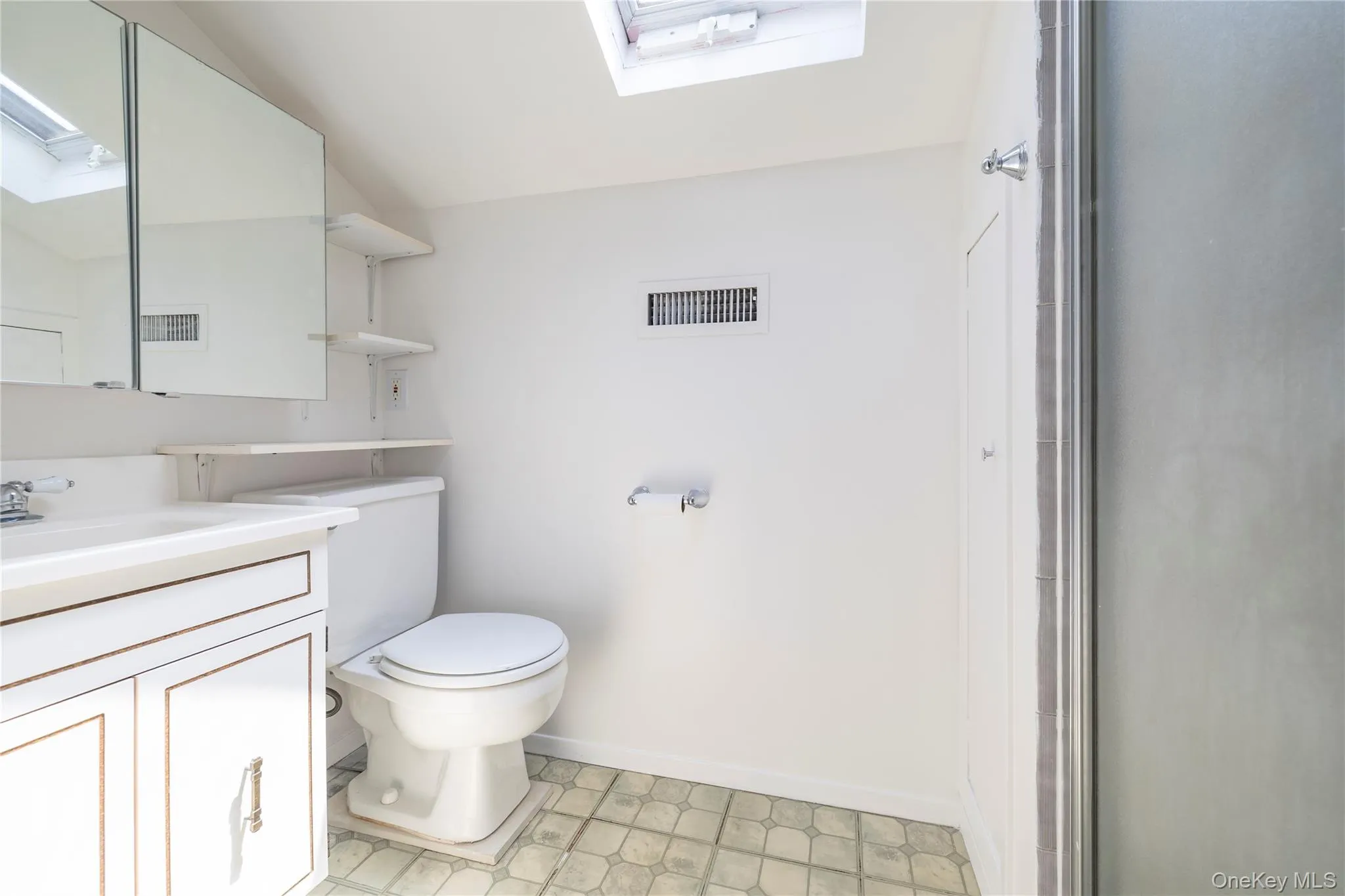 163 Mott Street, Hempstead, NY, 4 Bedrooms Bedrooms, 9 Rooms Rooms,3 BathroomsBathrooms,Residential,For Rent,Mott,0,1044334 163 Mott Street, Hempstead, NY, 4 Bedrooms Bedrooms, 9 Rooms Rooms,3 BathroomsBathrooms,Residential,For Rent,Mott,0,1044334