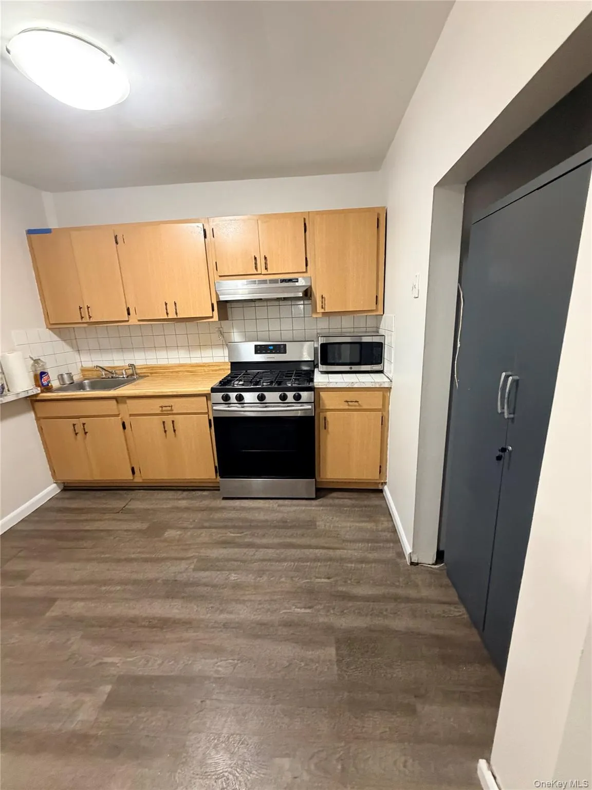 356 Mulry Lane, Hempstead, NY, 2 Bedroom Bedrooms, 4 Room Rooms,1 BathroomBathrooms,Residential Lease,For Rent,Mulry,0,1044341 356 Mulry Lane, Hempstead, NY, 2 Bedroom Bedrooms, 4 Room Rooms,1 BathroomBathrooms,Residential Lease,For Rent,Mulry,0,1044341