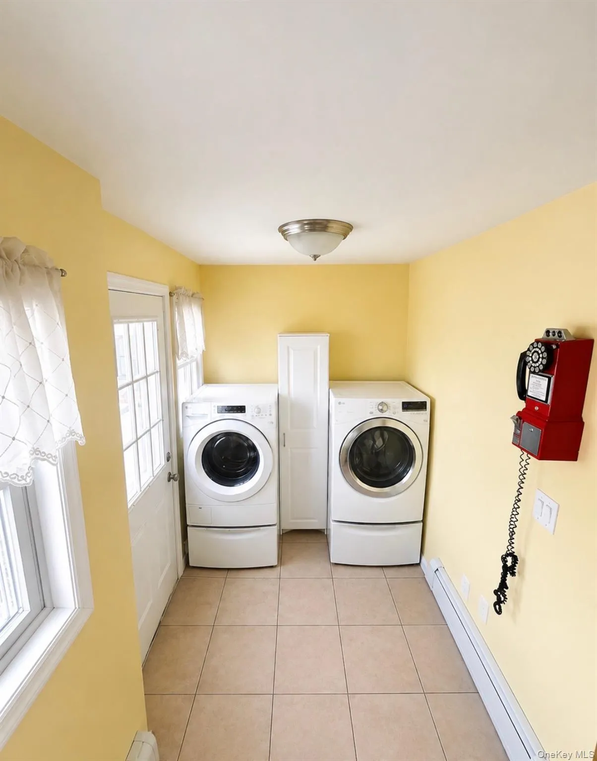 159 Sportsmans Avenue, Hempstead, NY, 2 Bedrooms Bedrooms, 7 Rooms Rooms,2 BathroomsBathrooms,Residential,For Rent,Sportsmans,0,1044344 159 Sportsmans Avenue, Hempstead, NY, 2 Bedrooms Bedrooms, 7 Rooms Rooms,2 BathroomsBathrooms,Residential,For Rent,Sportsmans,0,1044344