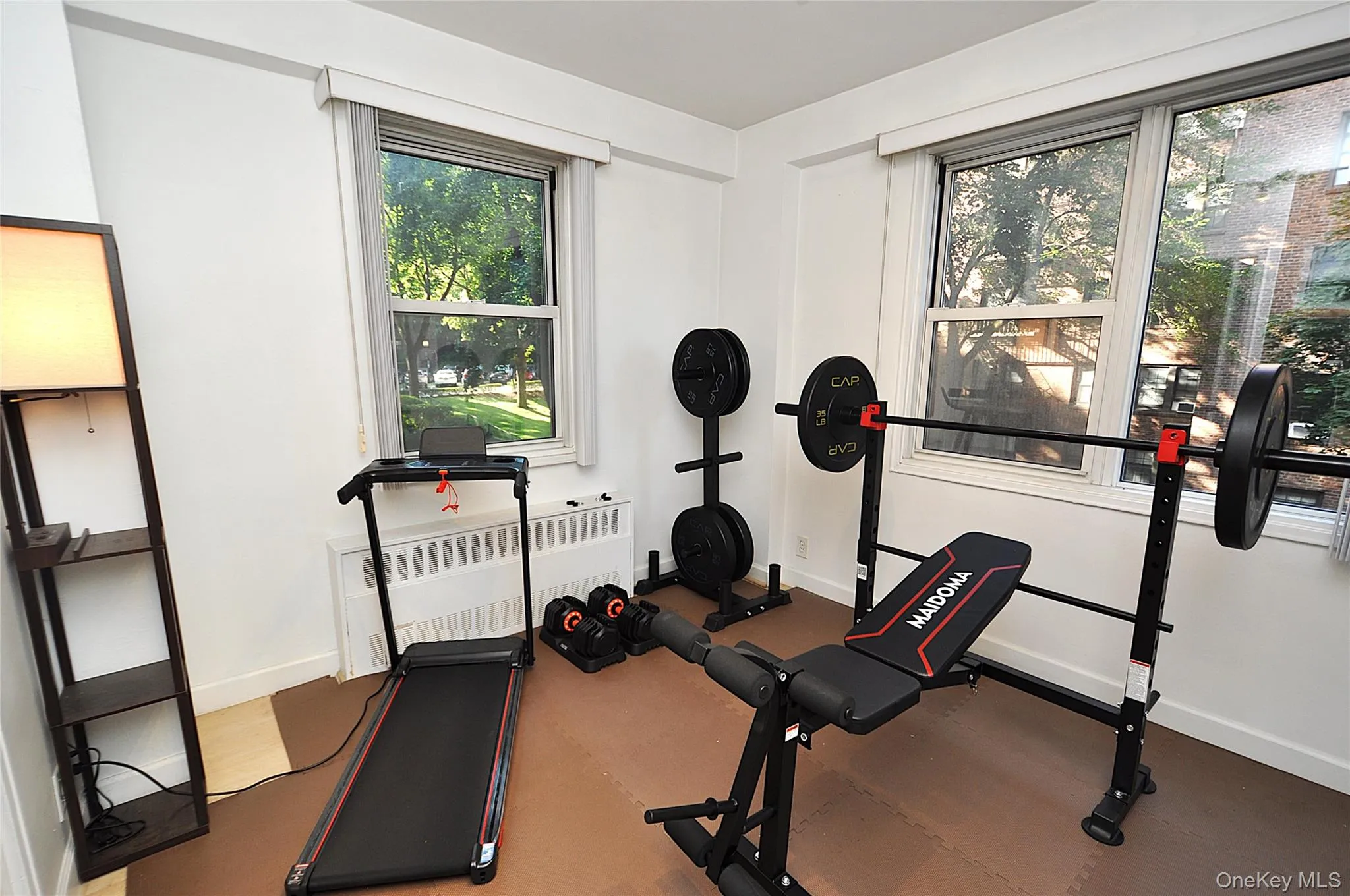 The den can be used as a home office, guest bedroom, dining room or even a workout room. The room is approx 11'-6" x 9'-8". The den can be used as a home office, guest bedroom, dining room or even a workout room. The room is approx 11'-6" x 9'-8".