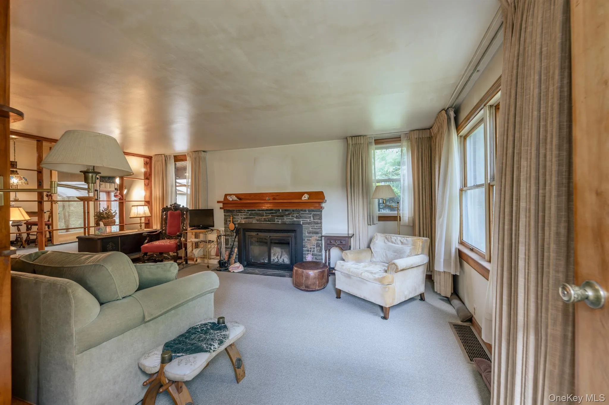 207 Horton Lane, Esopus, NY, 3 Bedrooms Bedrooms, 6 Rooms Rooms,1 BathroomBathrooms,Residential,For Rent,Horton,0,1044349 207 Horton Lane, Esopus, NY, 3 Bedrooms Bedrooms, 6 Rooms Rooms,1 BathroomBathrooms,Residential,For Rent,Horton,0,1044349