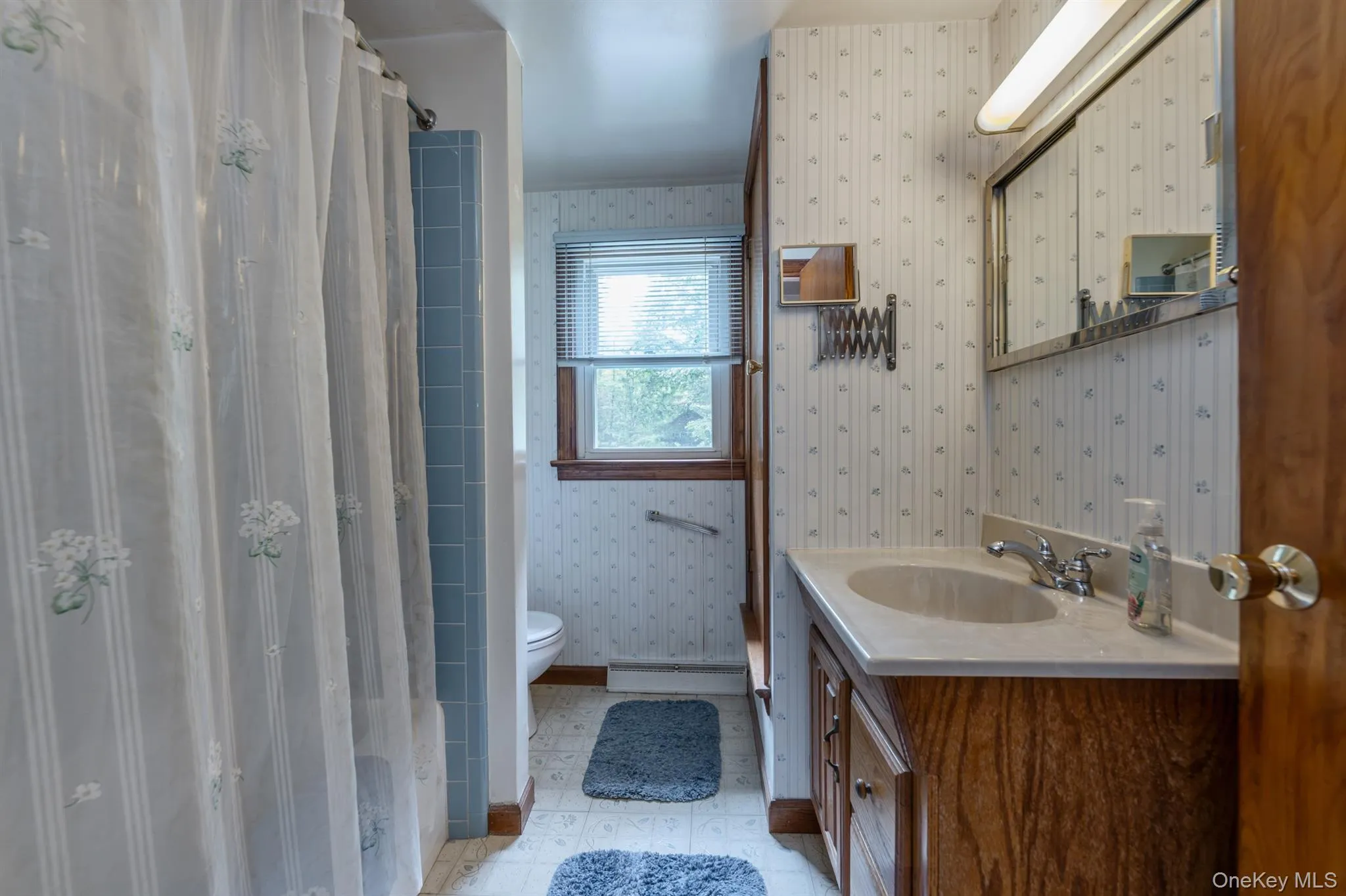 207 Horton Lane, Esopus, NY, 3 Bedrooms Bedrooms, 6 Rooms Rooms,1 BathroomBathrooms,Residential,For Rent,Horton,0,1044349 207 Horton Lane, Esopus, NY, 3 Bedrooms Bedrooms, 6 Rooms Rooms,1 BathroomBathrooms,Residential,For Rent,Horton,0,1044349