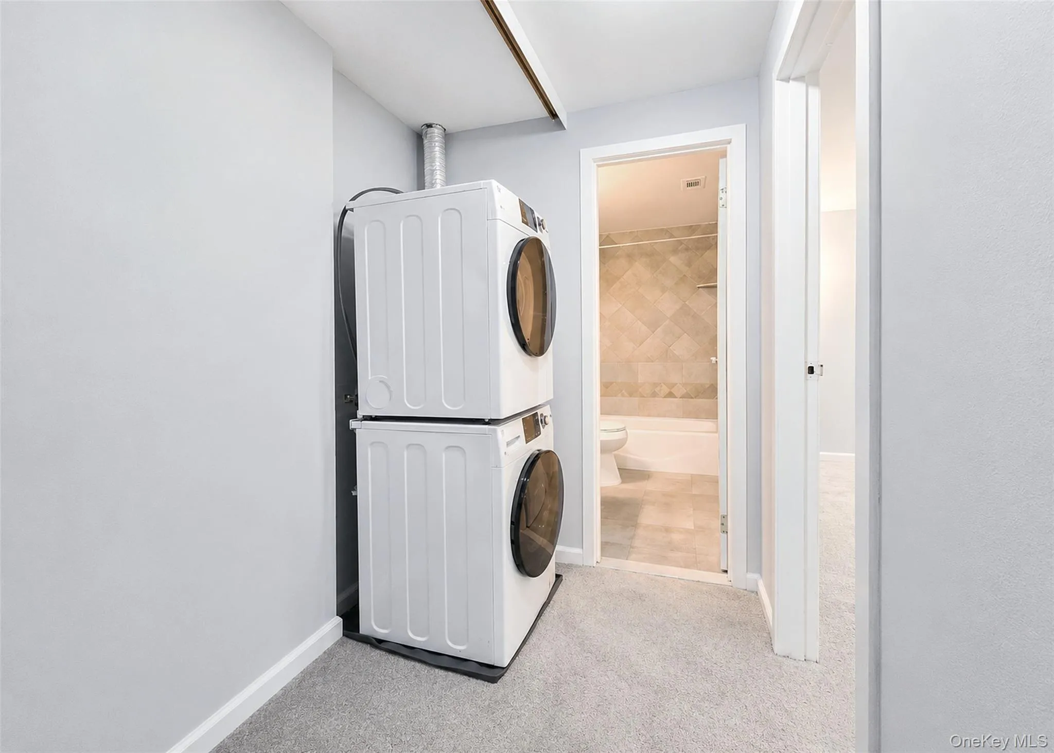 145 Cambridge Drive, Brookhaven, NY, 2 Bedrooms Bedrooms, 4 Rooms Rooms,1 BathroomBathrooms,Residential,For Rent,Cambridge,0,1044360 145 Cambridge Drive, Brookhaven, NY, 2 Bedrooms Bedrooms, 4 Rooms Rooms,1 BathroomBathrooms,Residential,For Rent,Cambridge,0,1044360